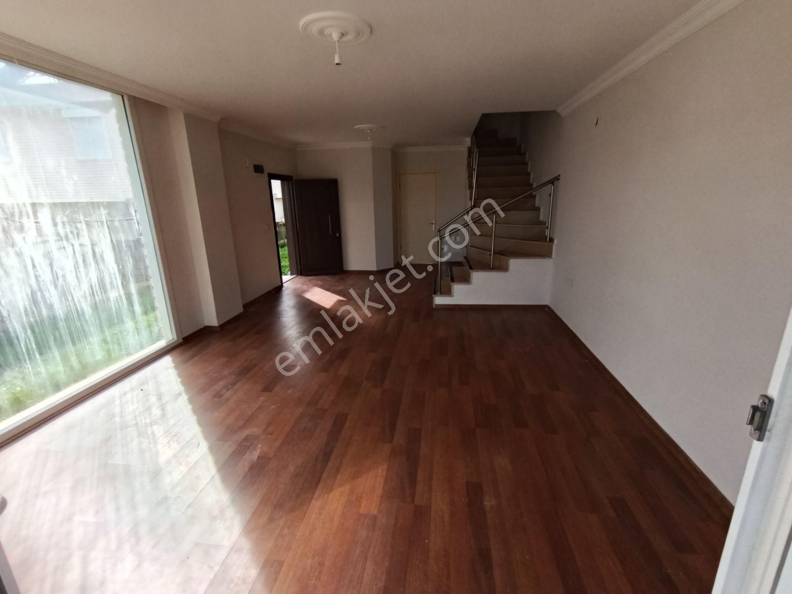 Sarımsaklı'da Plaja Çok Yakın Bakımlı Villa (önü Açık) - Görsel 21