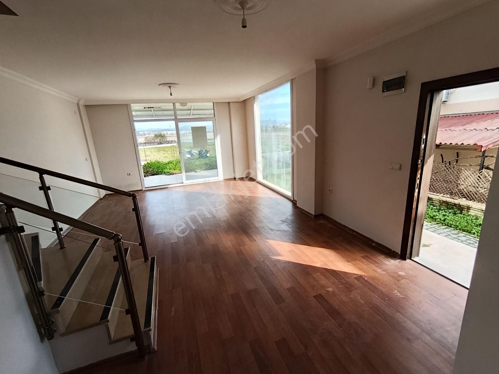 Sarımsaklı'da Plaja Çok Yakın Bakımlı Villa (önü Açık) - Görsel 29