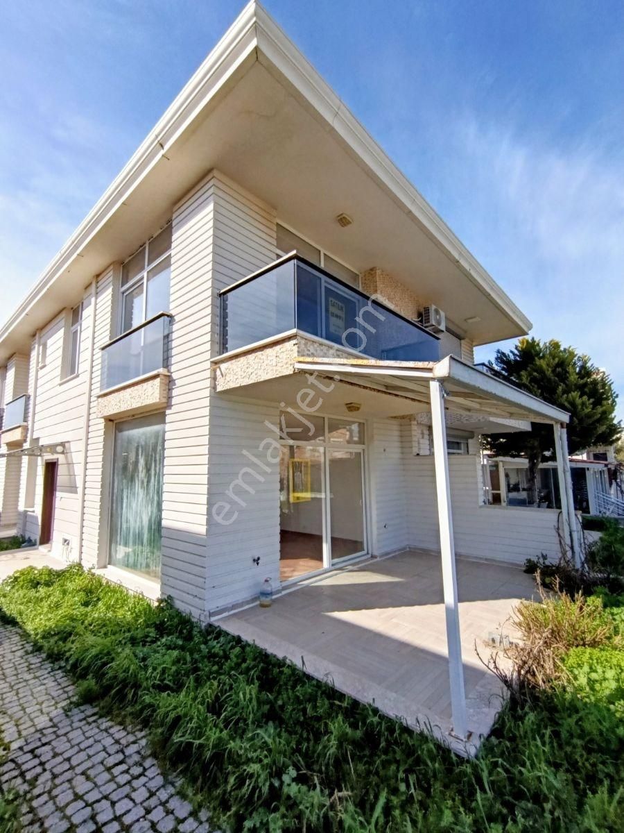 Sarımsaklı'da Plaja Çok Yakın Bakımlı Villa (önü Açık) - Görsel 3