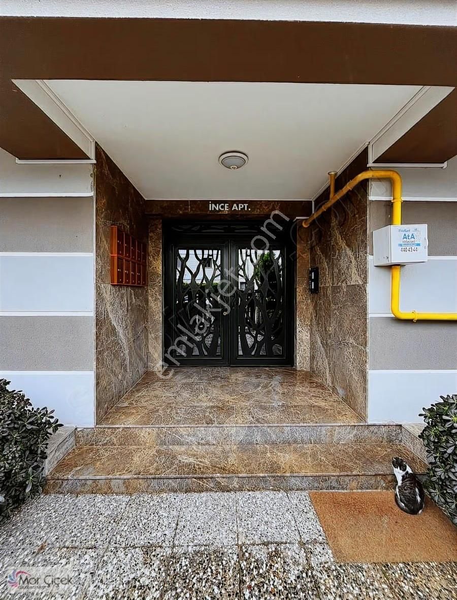 Güzelbahçe'de Denize 100 Mt Mesafede 2+1 Bahçeli Zemin Kat Daire - Görsel 32