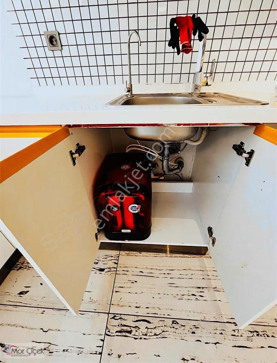 Güzelbahçe'de Denize 100 Mt Mesafede 2+1 Bahçeli Zemin Kat Daire - Görsel 6