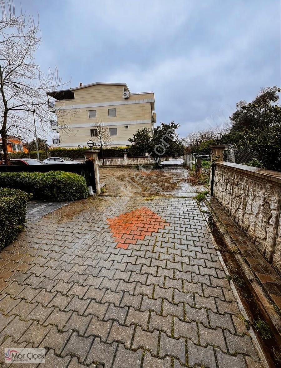 Güzelbahçe'de Denize 100 Mt Mesafede 2+1 Bahçeli Zemin Kat Daire - Görsel 12