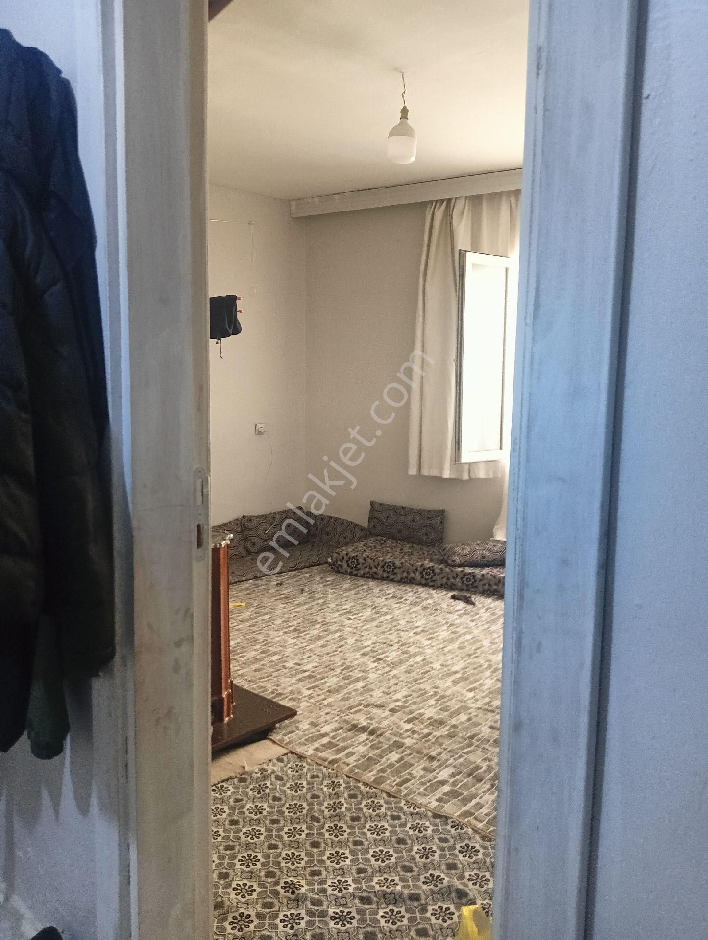 Akyol Gayrimenkul Den Satlık Müstakil Ev Sselimiye Mahllesinde Sobalı 3 Katlı - Görsel 22