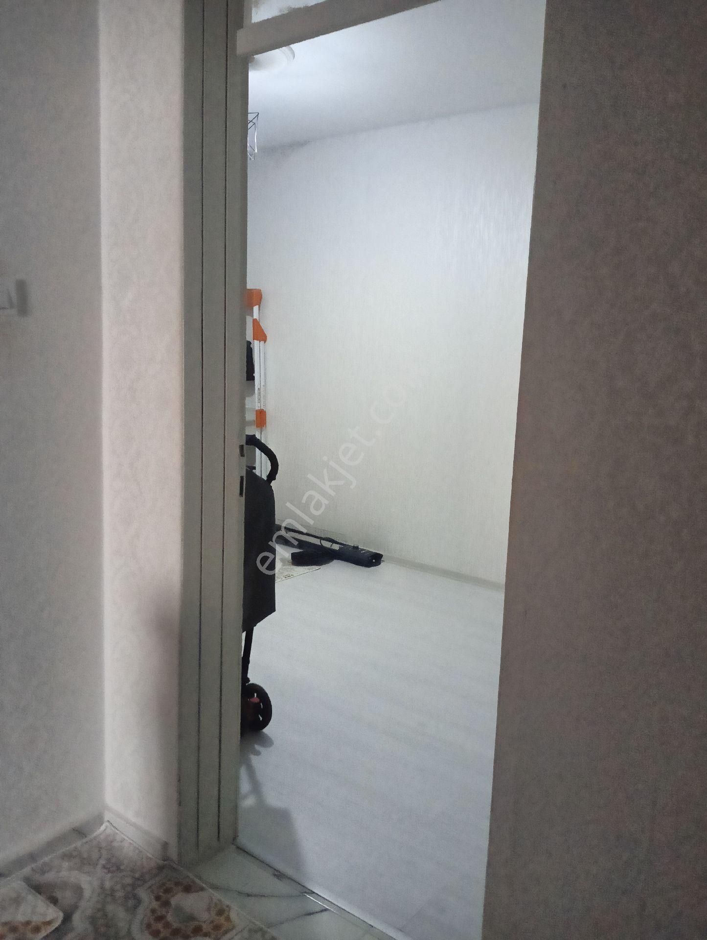 Akyol Gayrimenkul Den Satlık Müstakil Ev Sselimiye Mahllesinde Sobalı 3 Katlı - Görsel 9