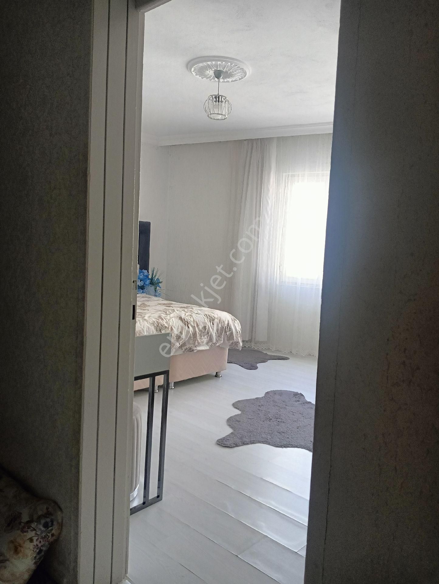 Akyol Gayrimenkul Den Satlık Müstakil Ev Sselimiye Mahllesinde Sobalı 3 Katlı - Görsel 18