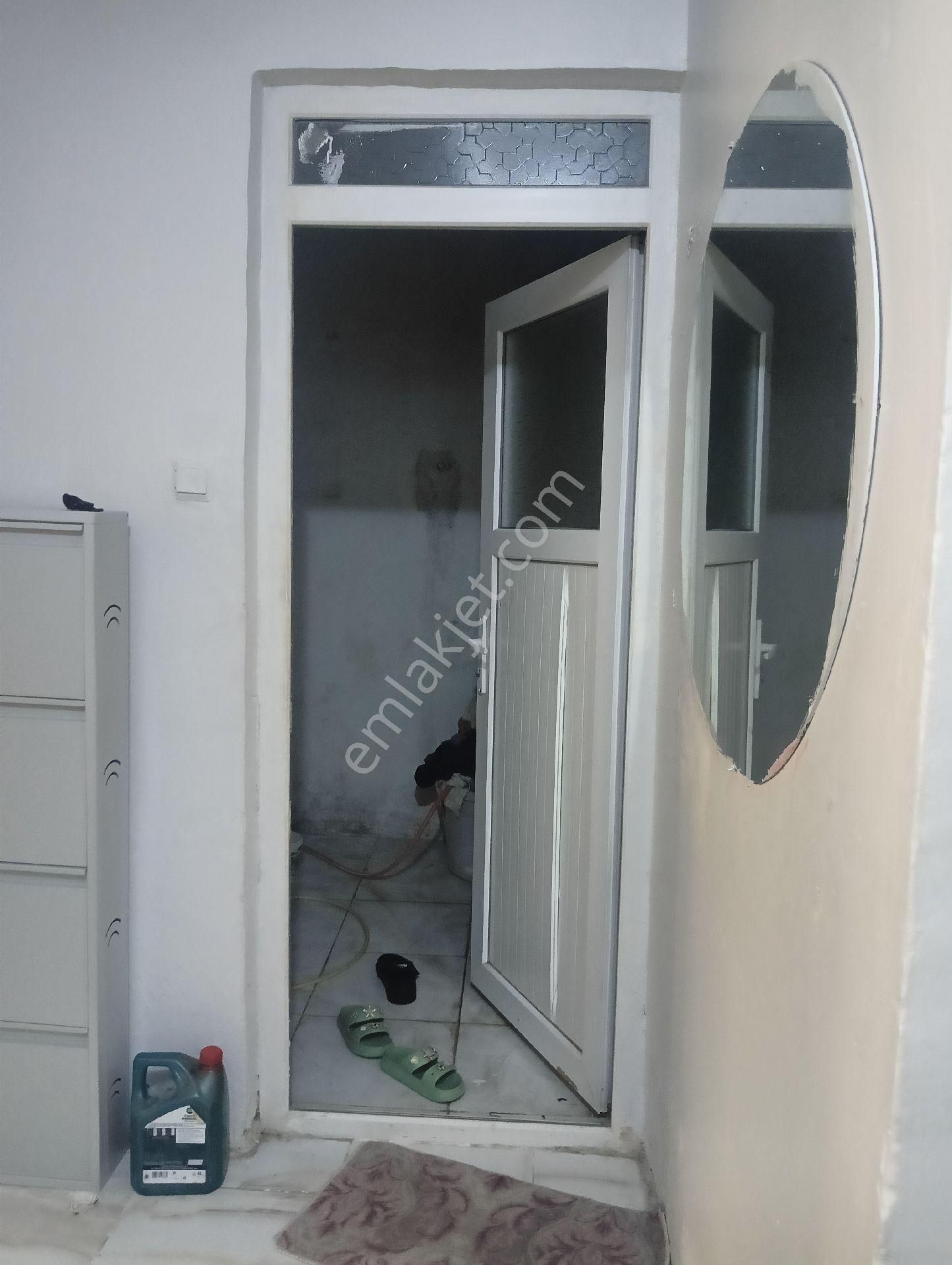 Akyol Gayrimenkul Den Satlık Müstakil Ev Sselimiye Mahllesinde Sobalı 3 Katlı - Görsel 23