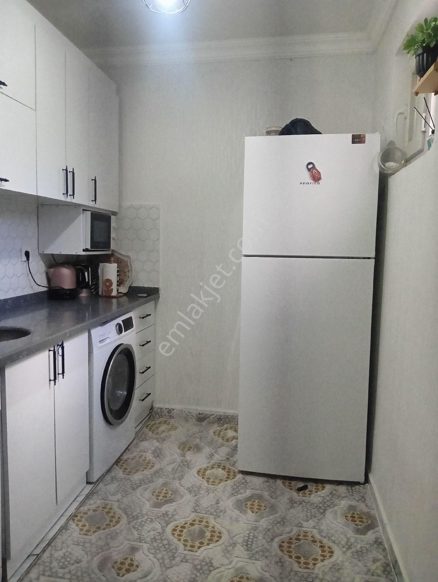 Akyol Gayrimenkul Den Satlık Müstakil Ev Sselimiye Mahllesinde Sobalı 3 Katlı - Görsel 4