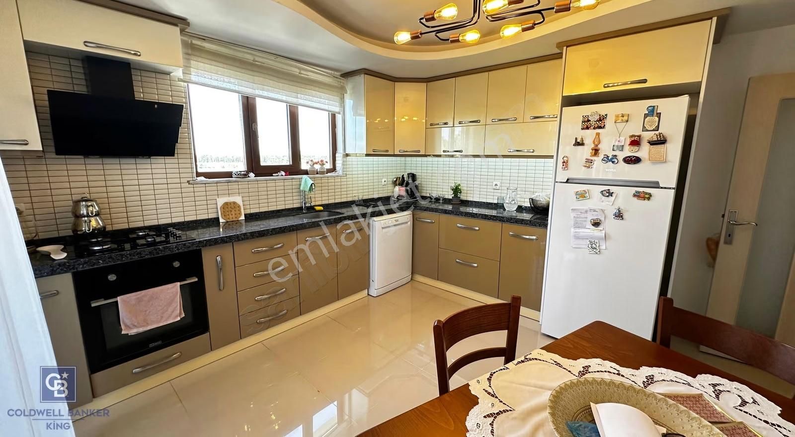 Cb King'den Hasan Basri Çantay Mahallesi'nde 3+1 Kiralık Daire - Görsel 4