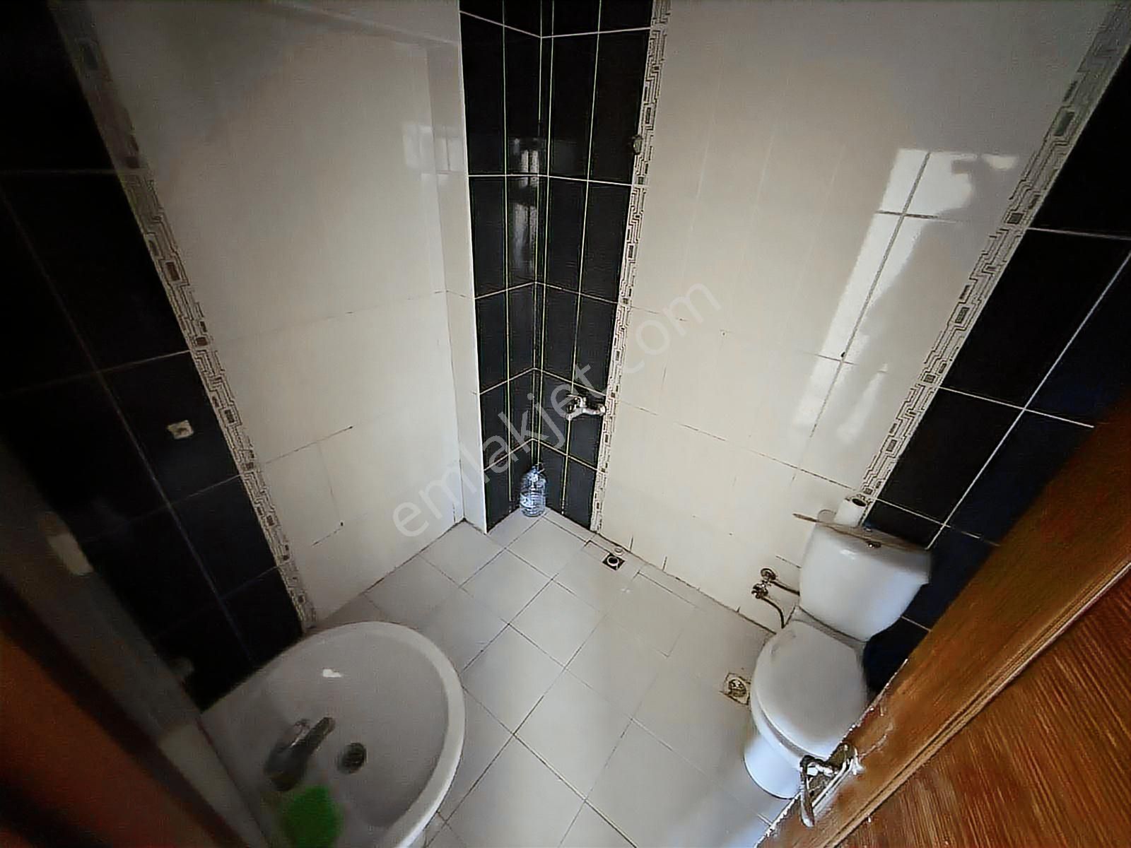 Ulukan'dan Ahi Evran Mah'de Park Cepheli Genç Binada 2+1 Daire ! - Görsel 14