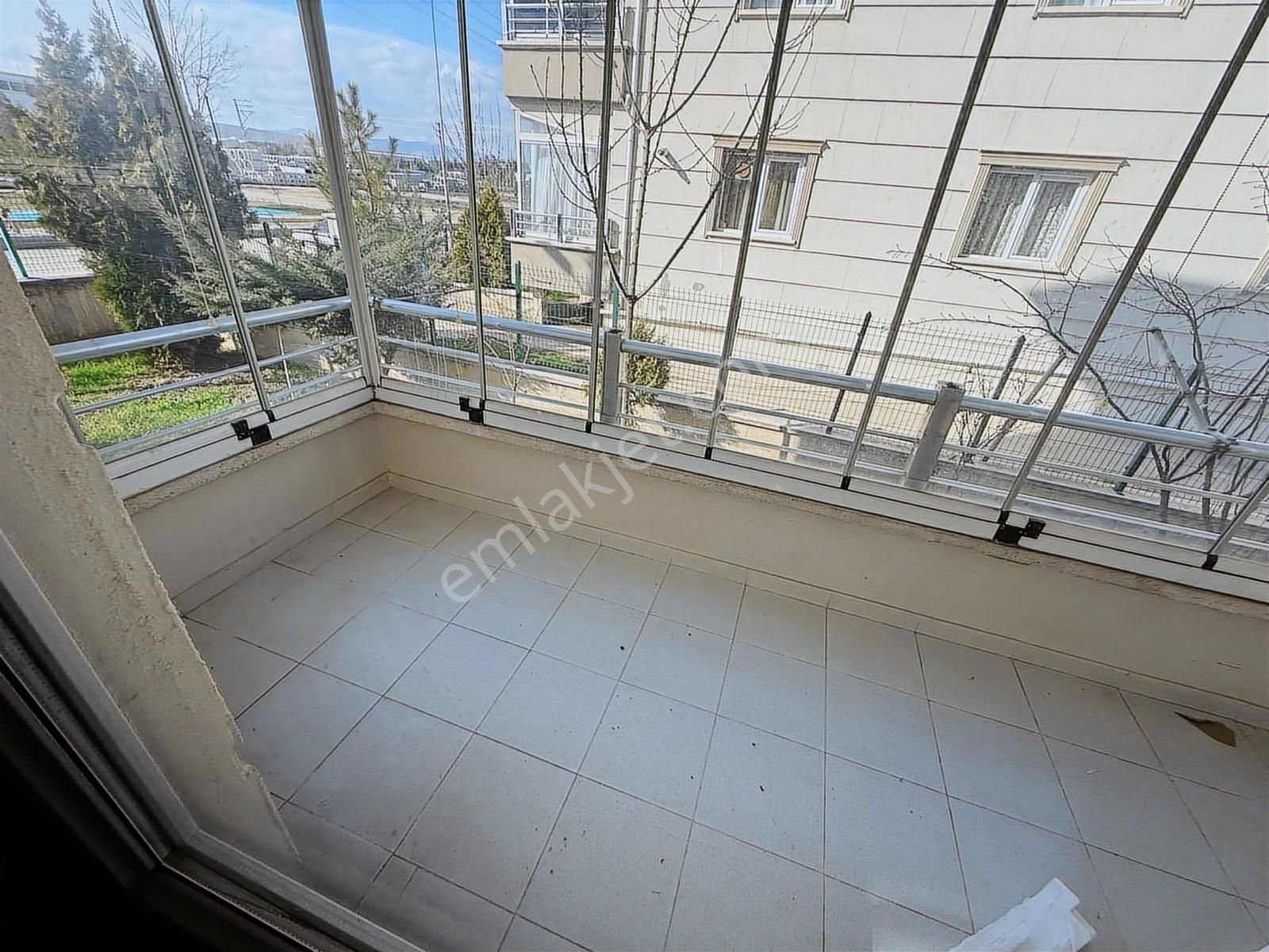 Ulukan'dan Ahi Evran Mah'de Park Cepheli Genç Binada 2+1 Daire ! - Görsel 15