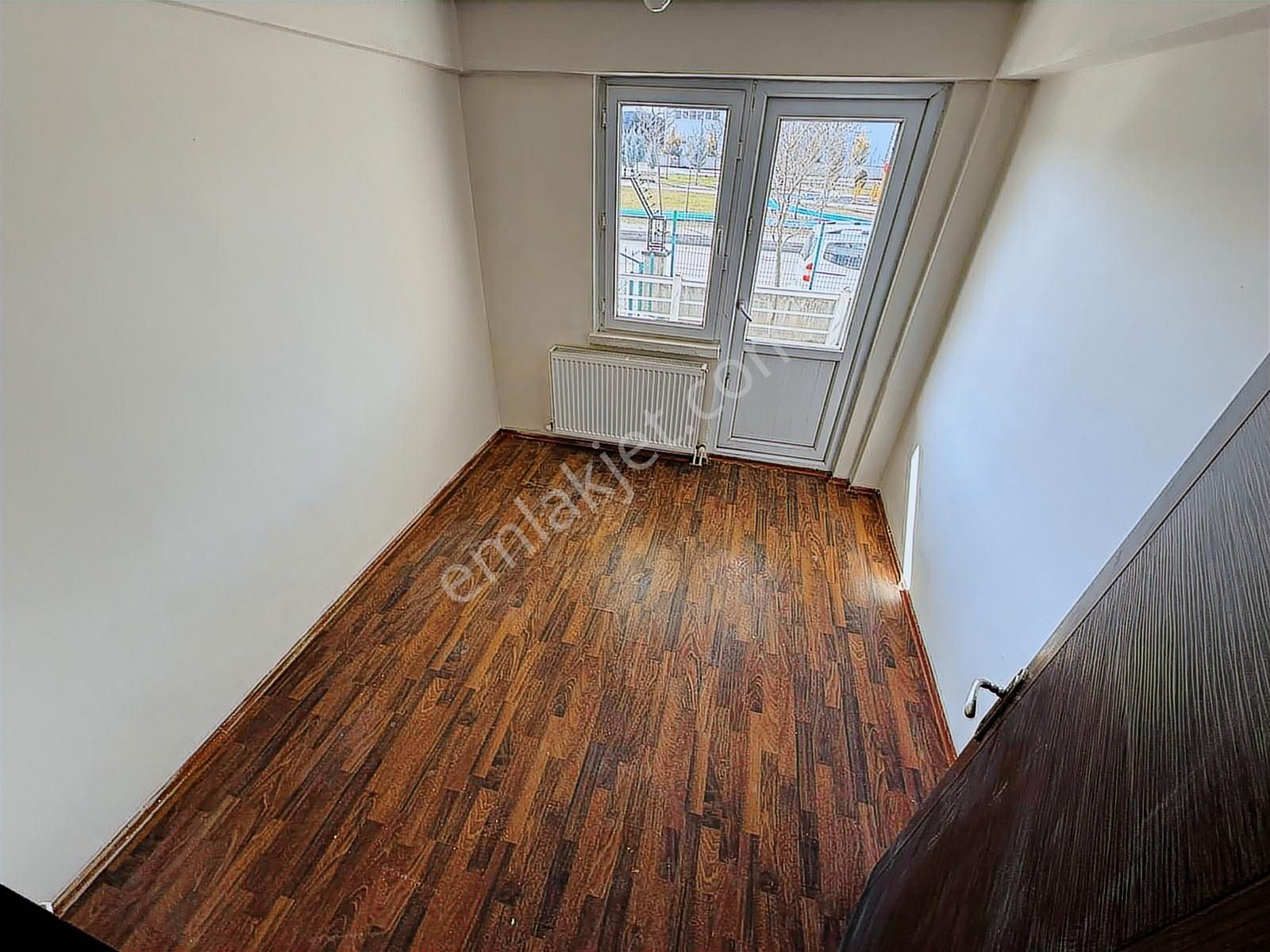 Ulukan'dan Ahi Evran Mah'de Park Cepheli Genç Binada 2+1 Daire ! - Görsel 28