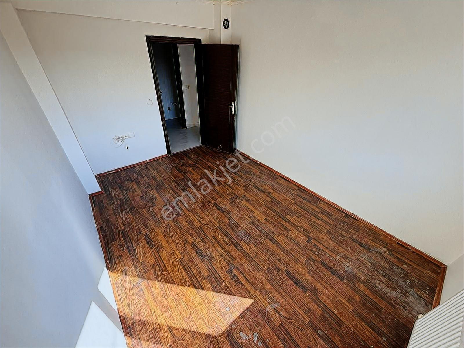 Ulukan'dan Ahi Evran Mah'de Park Cepheli Genç Binada 2+1 Daire ! - Görsel 32