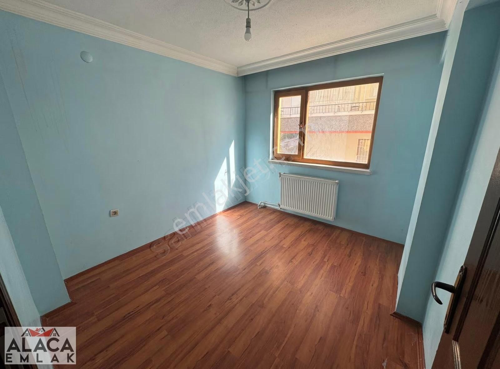 Hüseyin Gazi Göbekte 1.kat Ön Cephe 2+1 Daire - Görsel 14