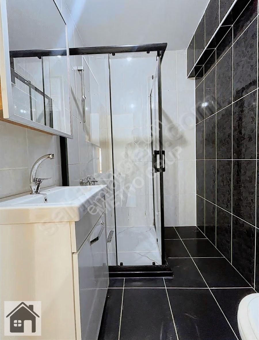 Güzelyurt'ta Metrobüse Yakın, Yeni 3+1 Kiralık Daire - Görsel 6