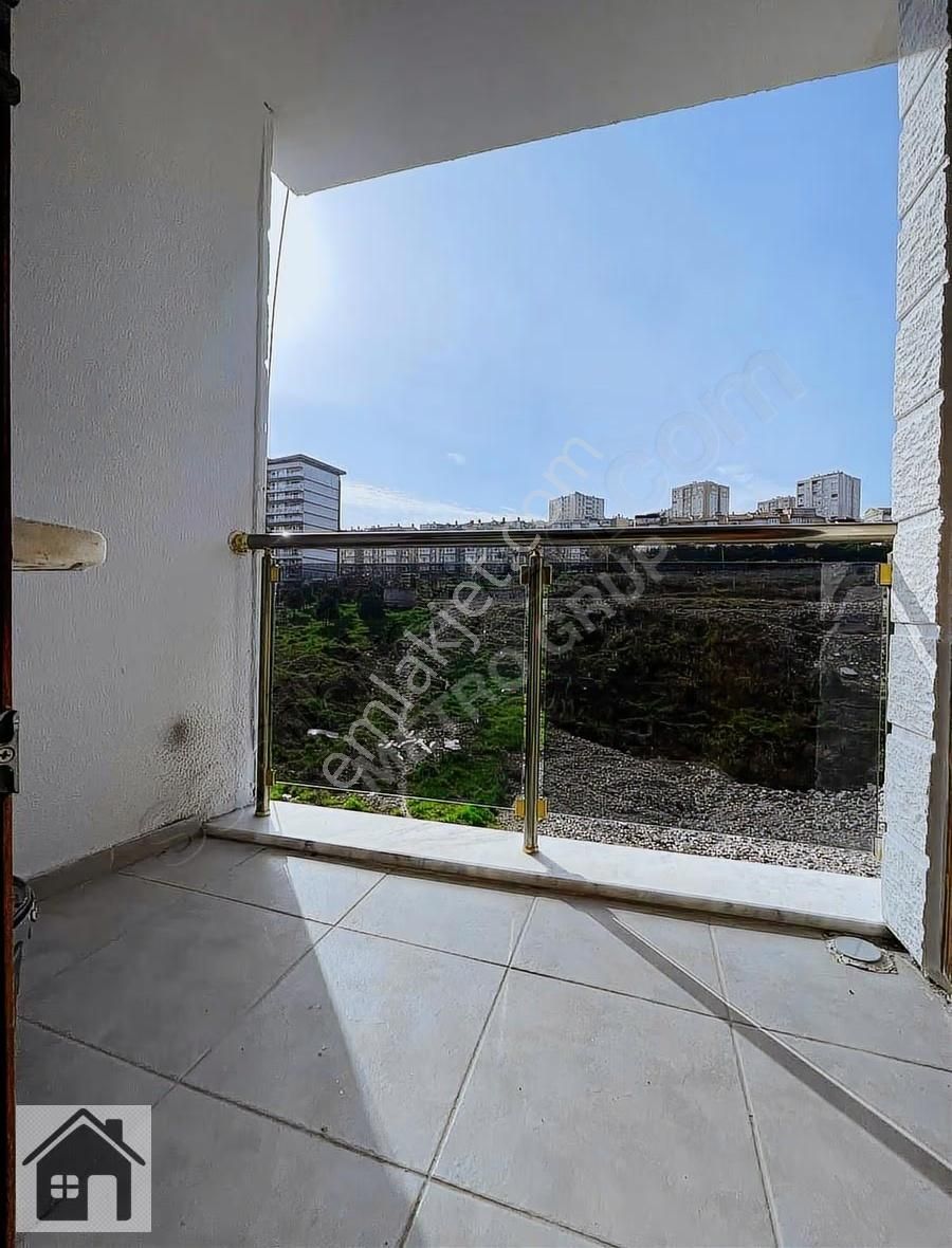 Güzelyurt'ta Metrobüse Yakın, Yeni 3+1 Kiralık Daire - Görsel 7