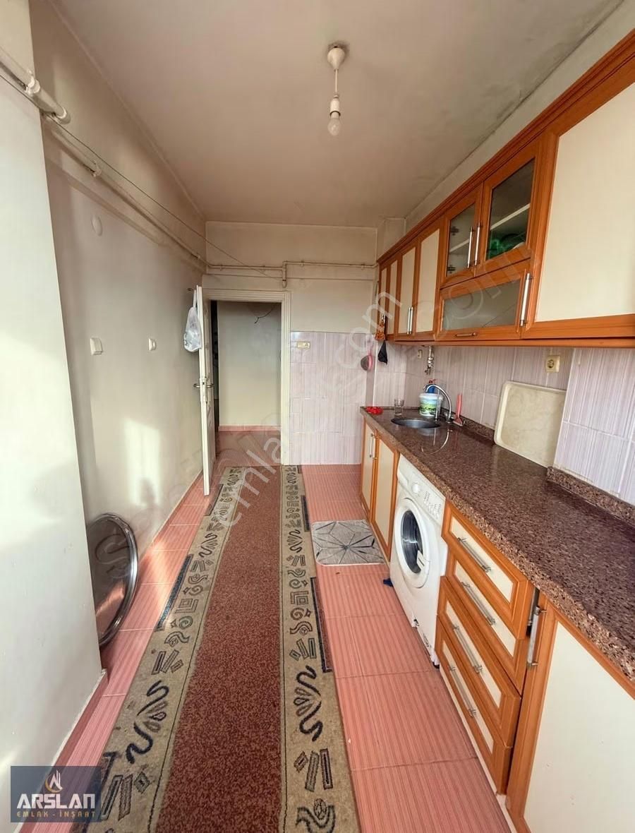 İnegöl Alanyurt Fatih Mah.2+1,90m2,3.kat,satılık Daire - Görsel 2