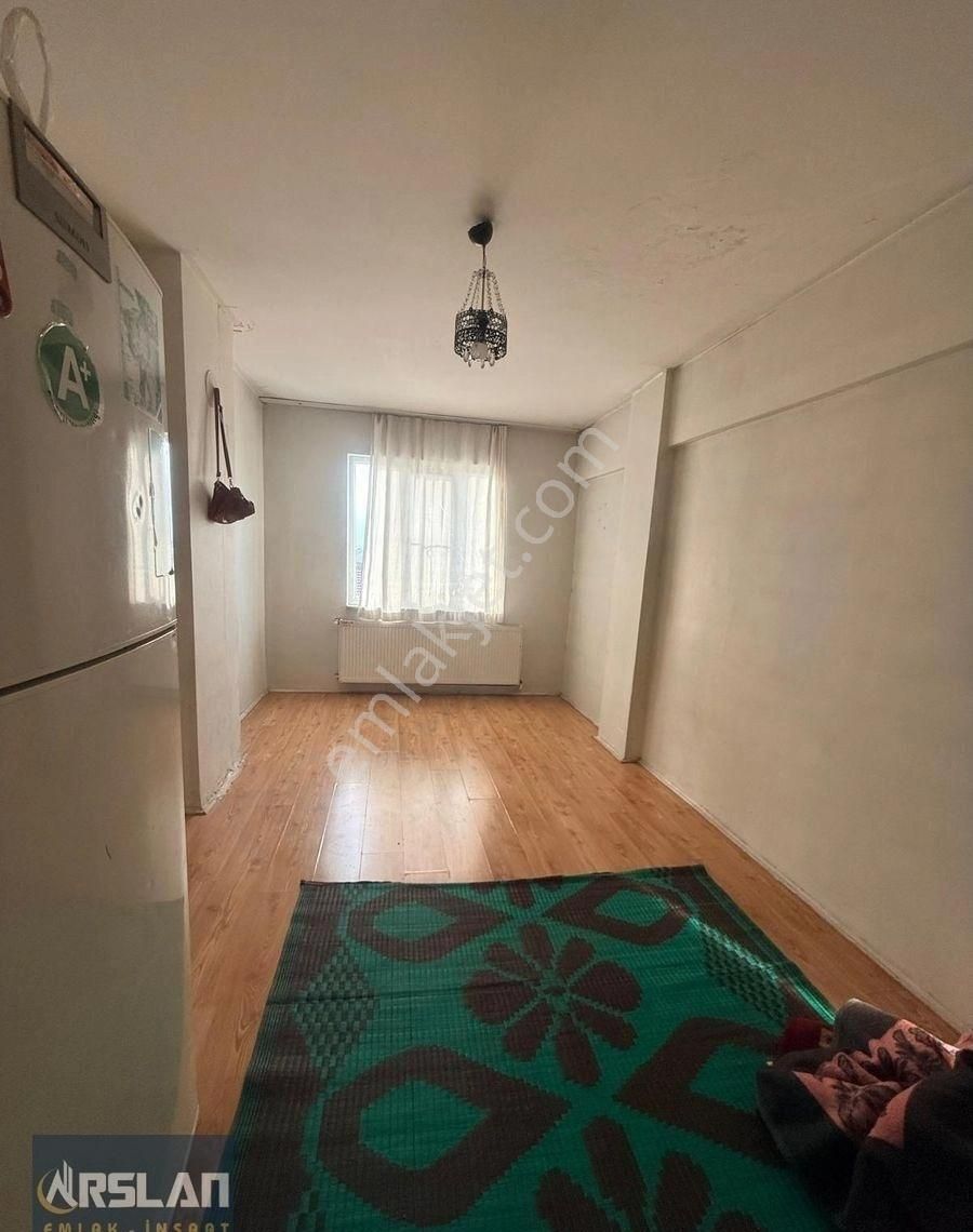 İnegöl Alanyurt Fatih Mah.2+1,90m2,3.kat,satılık Daire - Görsel 3