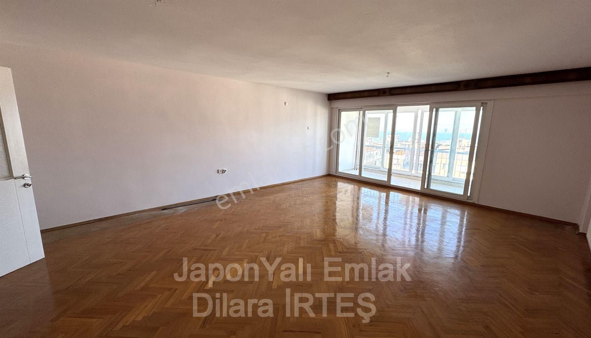 Basınsitesi’nin En Güzel Sokağında Deniz Manzaralı Satılık Daire - Görsel 8