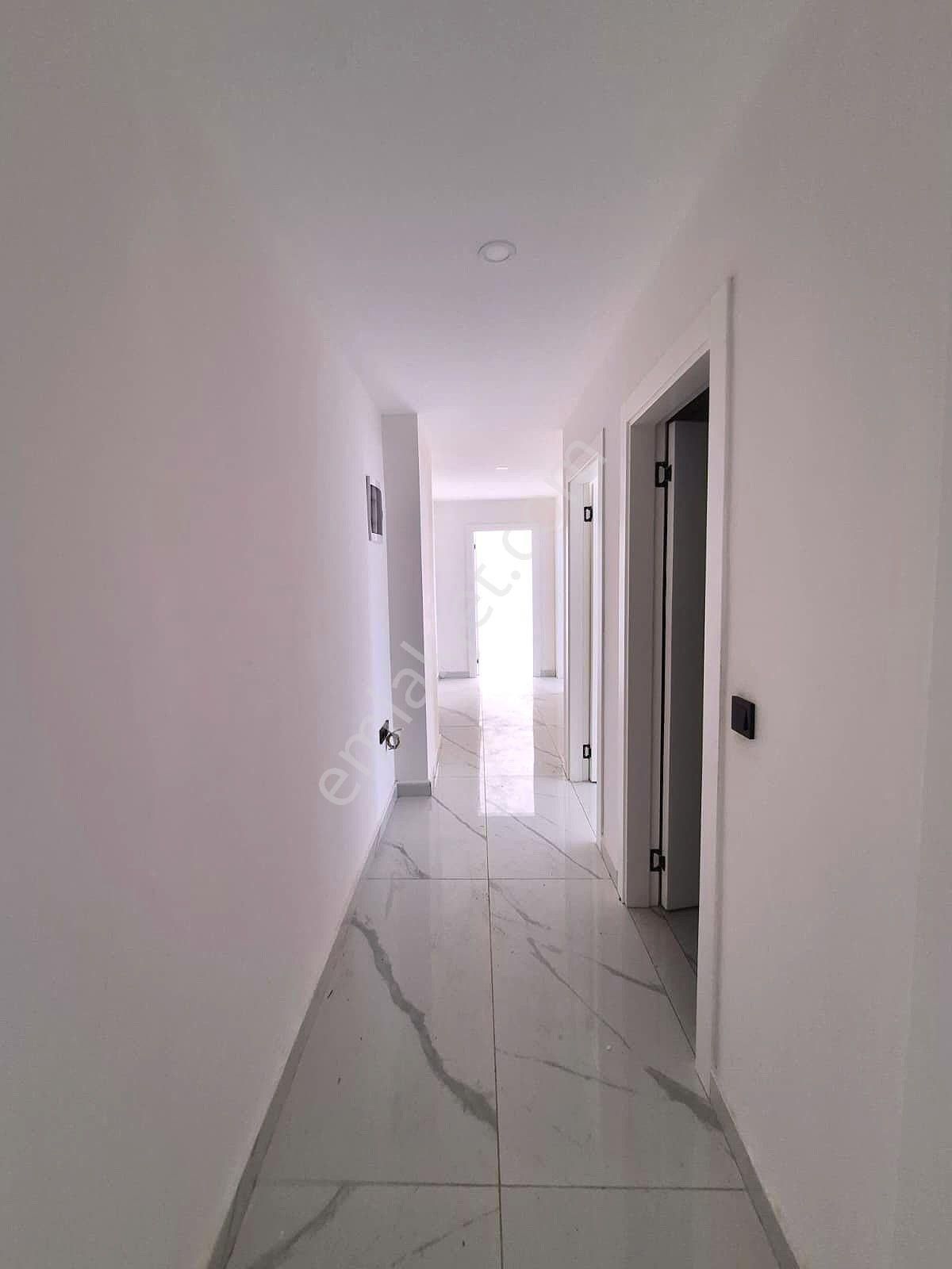 Mahmutlar Atatürk Caddesi Üzerinde Kiralık 2+1 Lüks Daire - Görsel 4