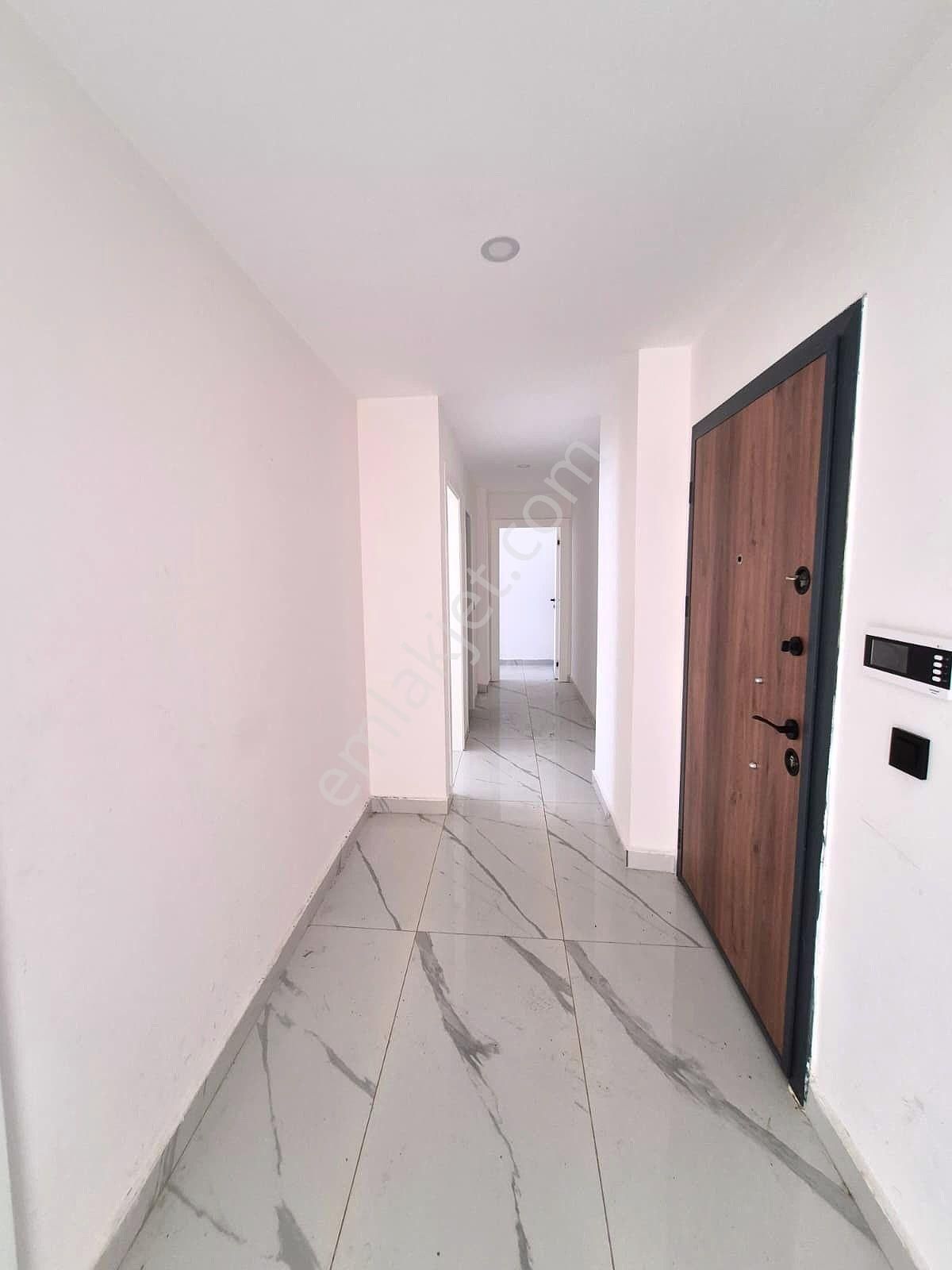 Mahmutlar Atatürk Caddesi Üzerinde Kiralık 2+1 Lüks Daire - Görsel 13
