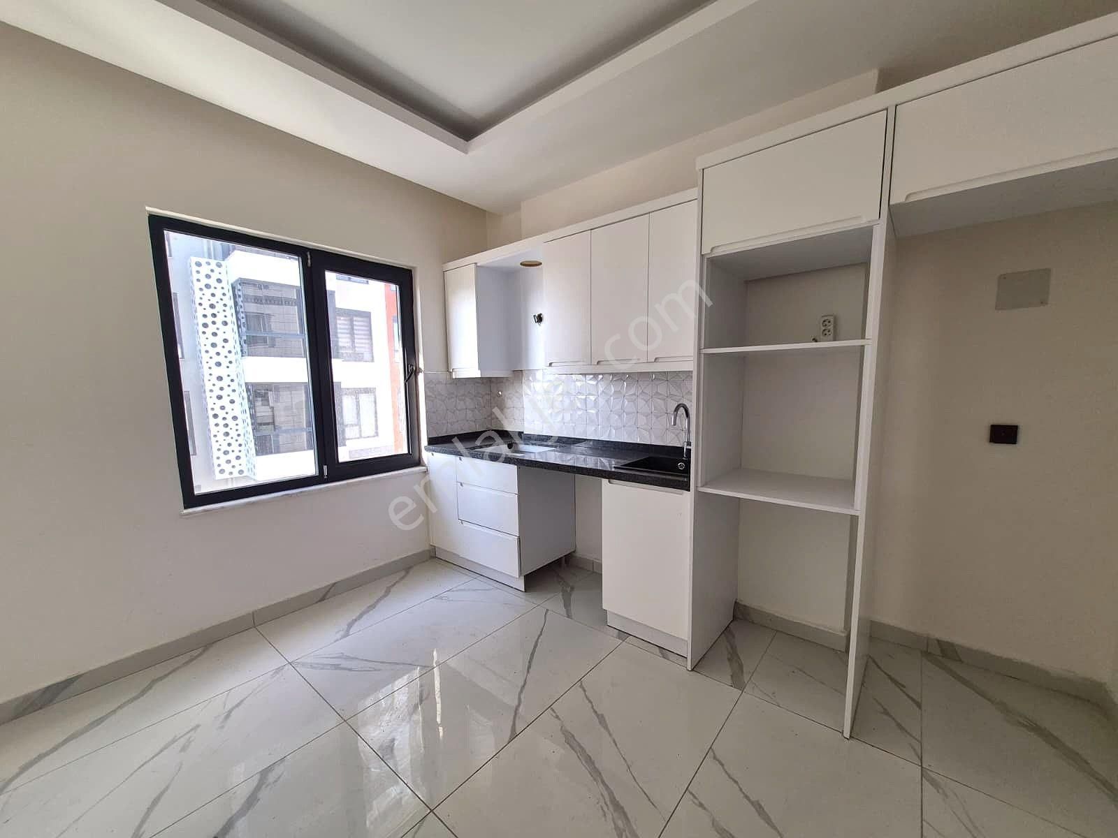 Mahmutlar Atatürk Caddesi Üzerinde Kiralık 2+1 Lüks Daire - Görsel 2