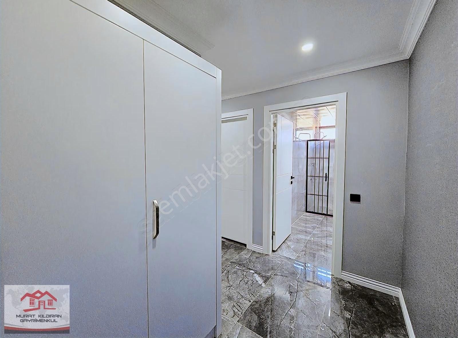 Ana Caddeye 50 Metre Mesafede Geniş 1+1 - Görsel 15