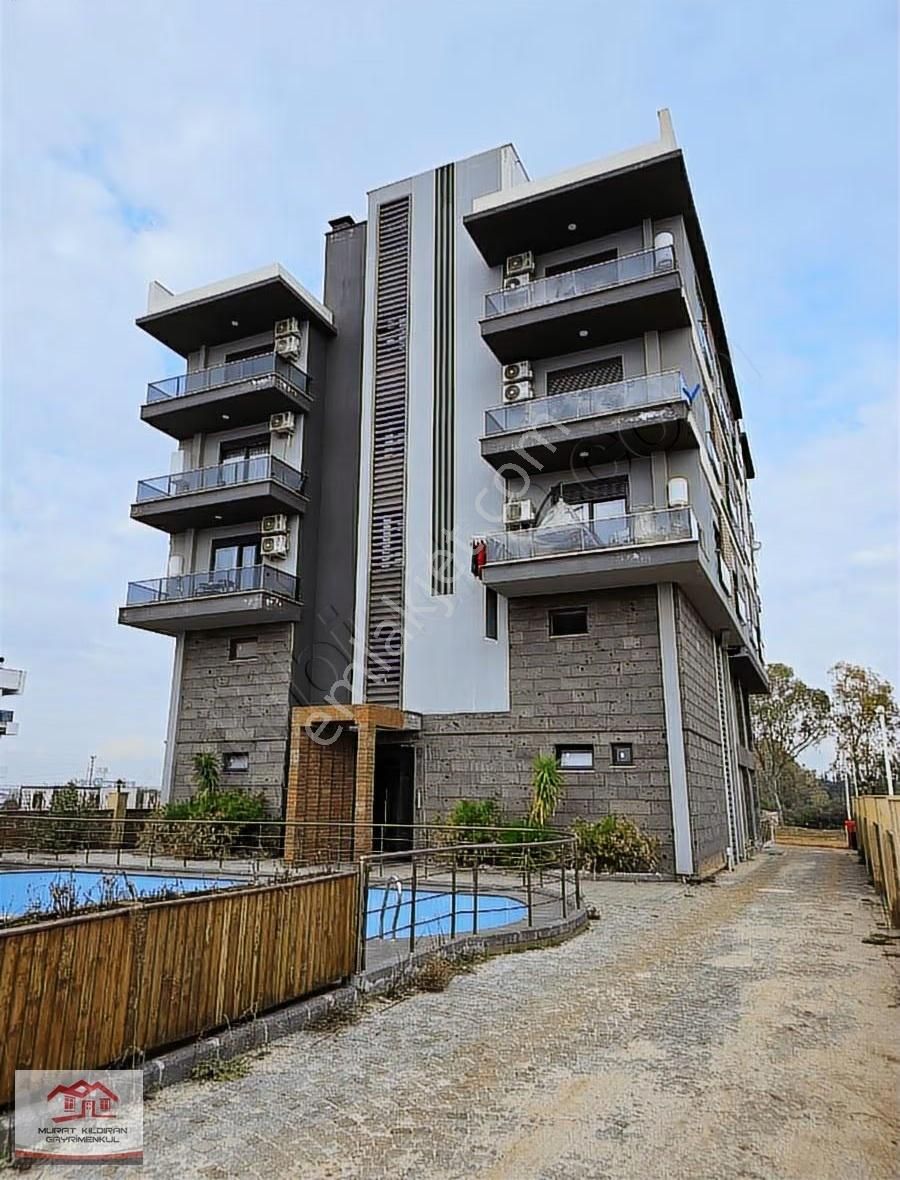 Ana Caddeye 50 Metre Mesafede Geniş 1+1 - Görsel 13