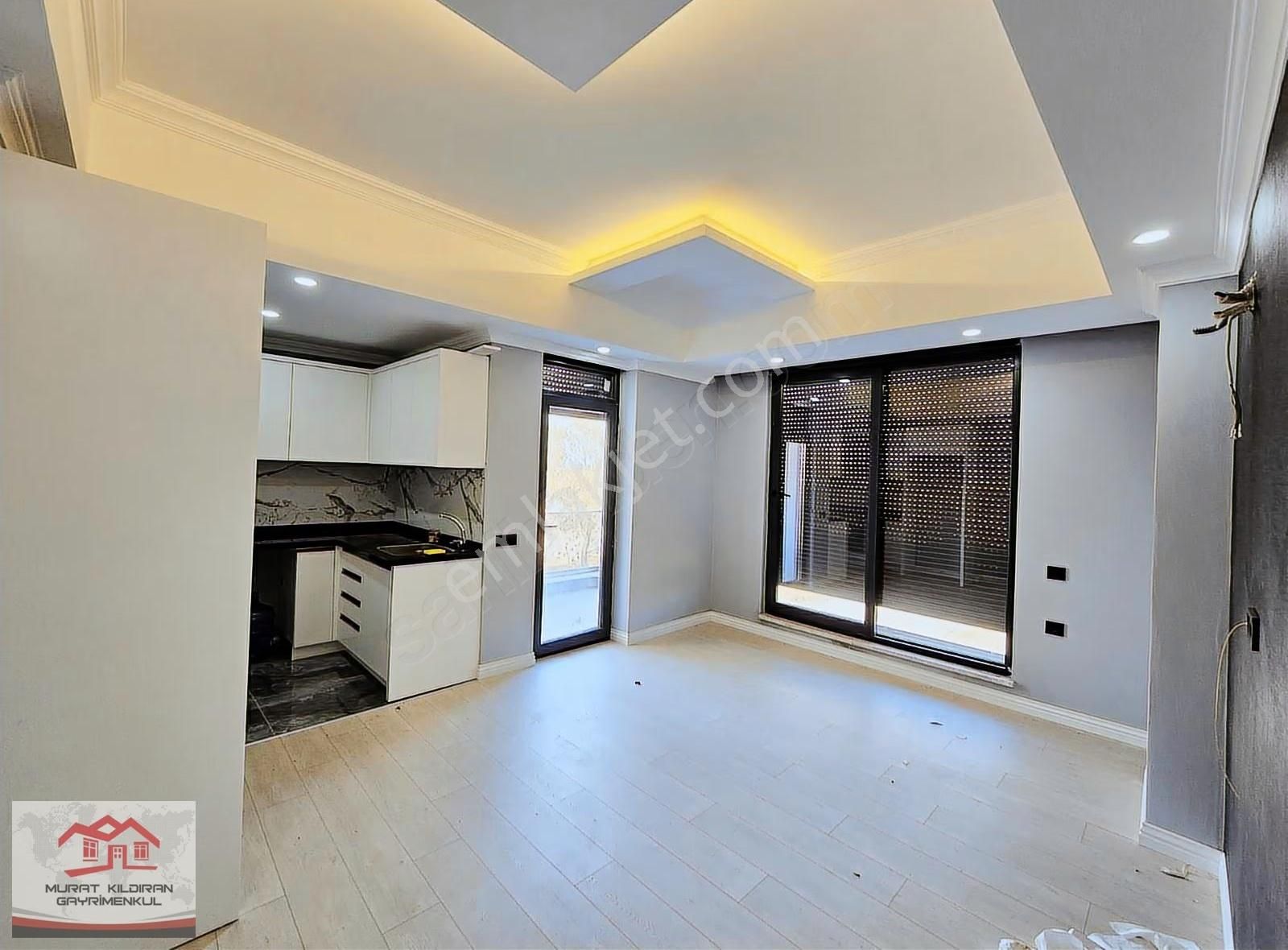 Ana Caddeye 50 Metre Mesafede Geniş 1+1 - Görsel 11