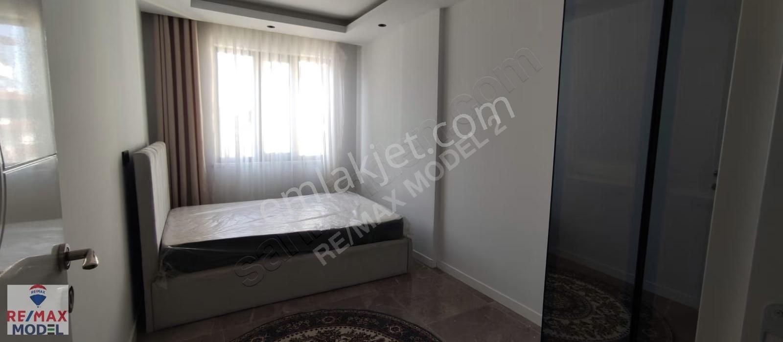 Remax Model Den Asmalıevler Mahallesinde Kiralık 1+1 Sıfır Apart - Görsel 2