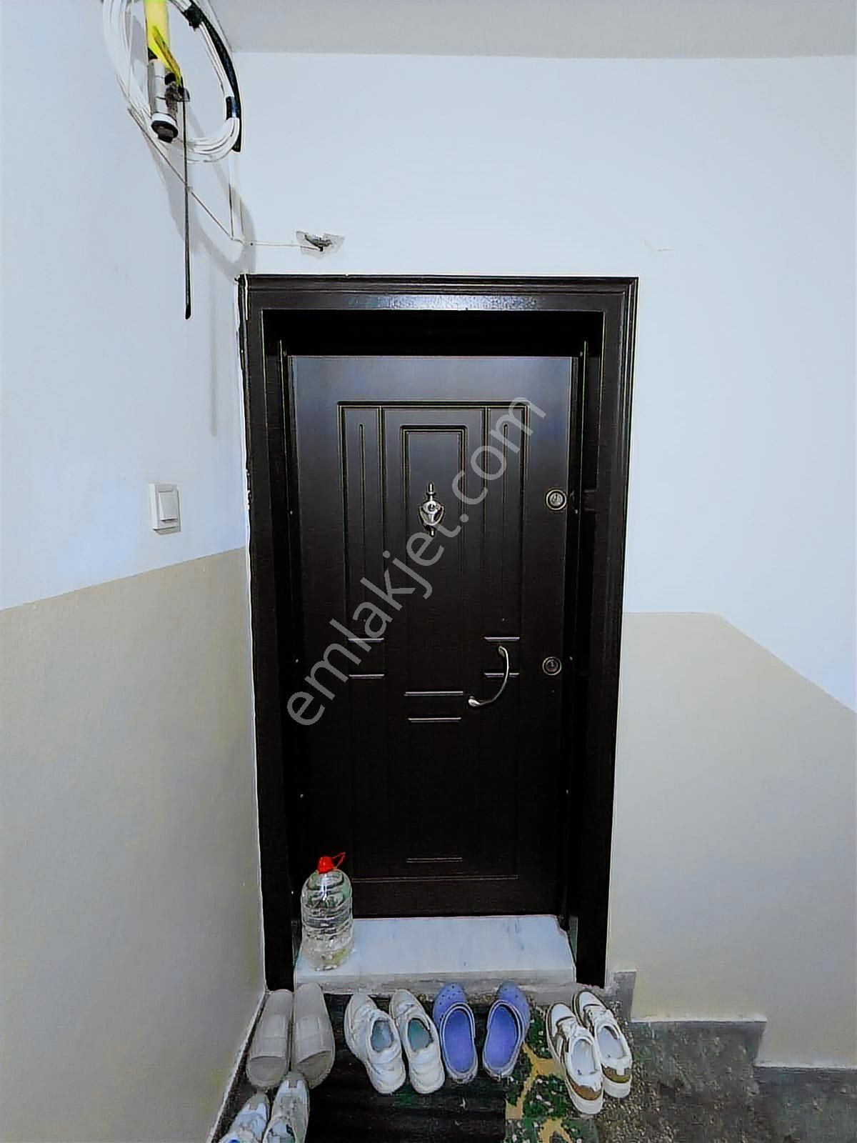 Bahçelievlerde 3+1 Aydınlık Bakımlı Daire - Görsel 32