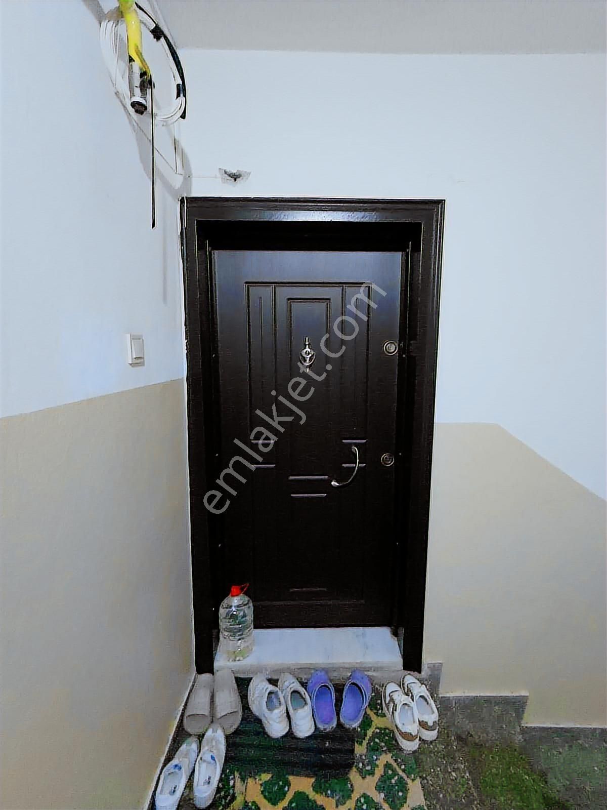 Bahçelievlerde 3+1 Aydınlık Bakımlı Daire - Görsel 17