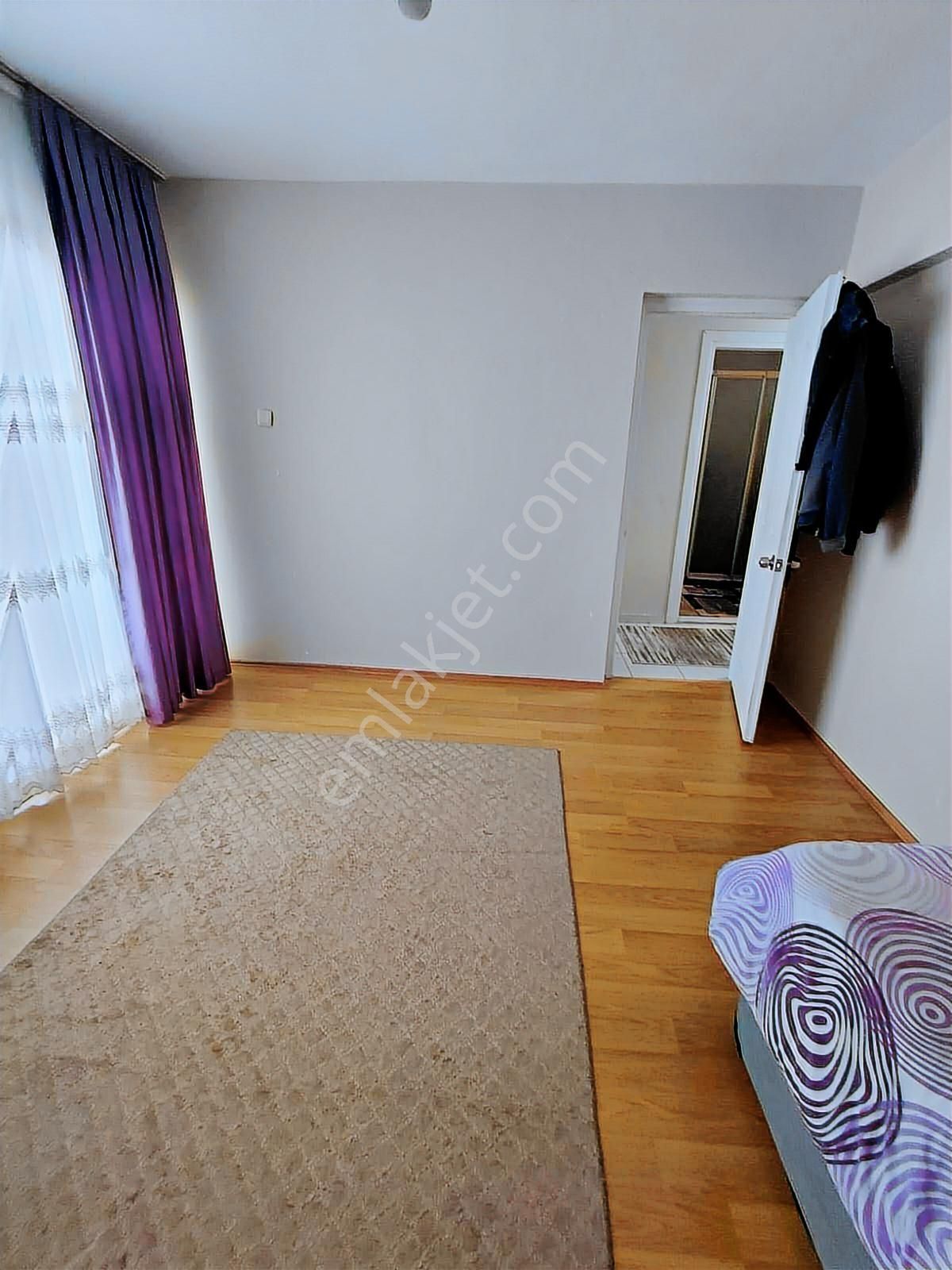 Bahçelievlerde 3+1 Aydınlık Bakımlı Daire - Görsel 6