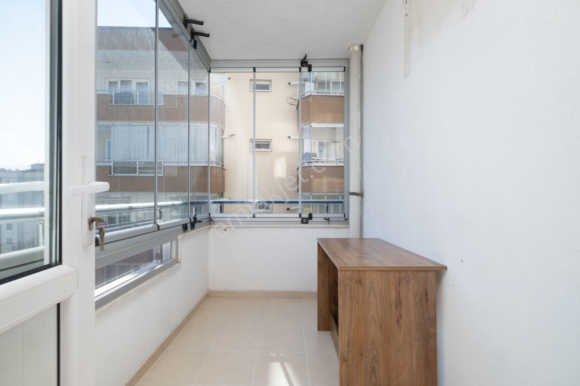 Re/max Area İhsaniye Mah. Fsm Yakını Satılık 2+1 Masrafsız Daire - Görsel 18