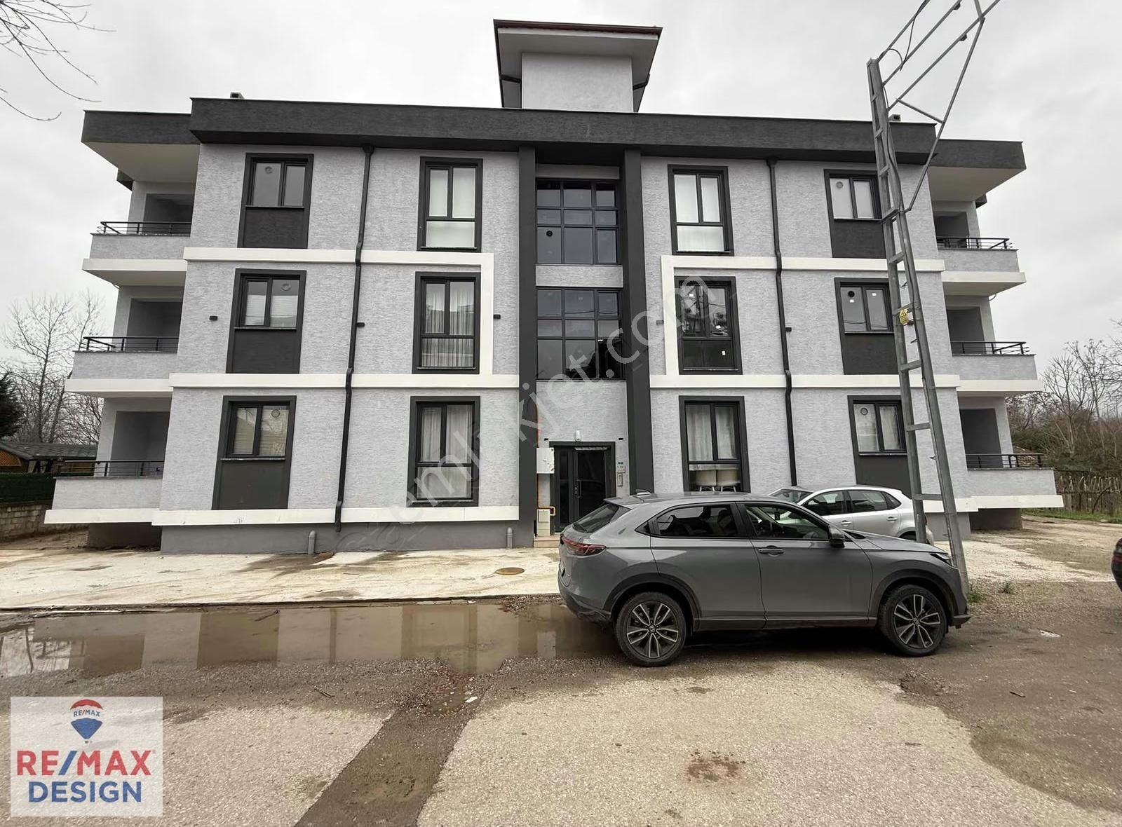 Arifiye Hanlıda Sıfır Satılık Daire Remax Desıgn - Görsel 3