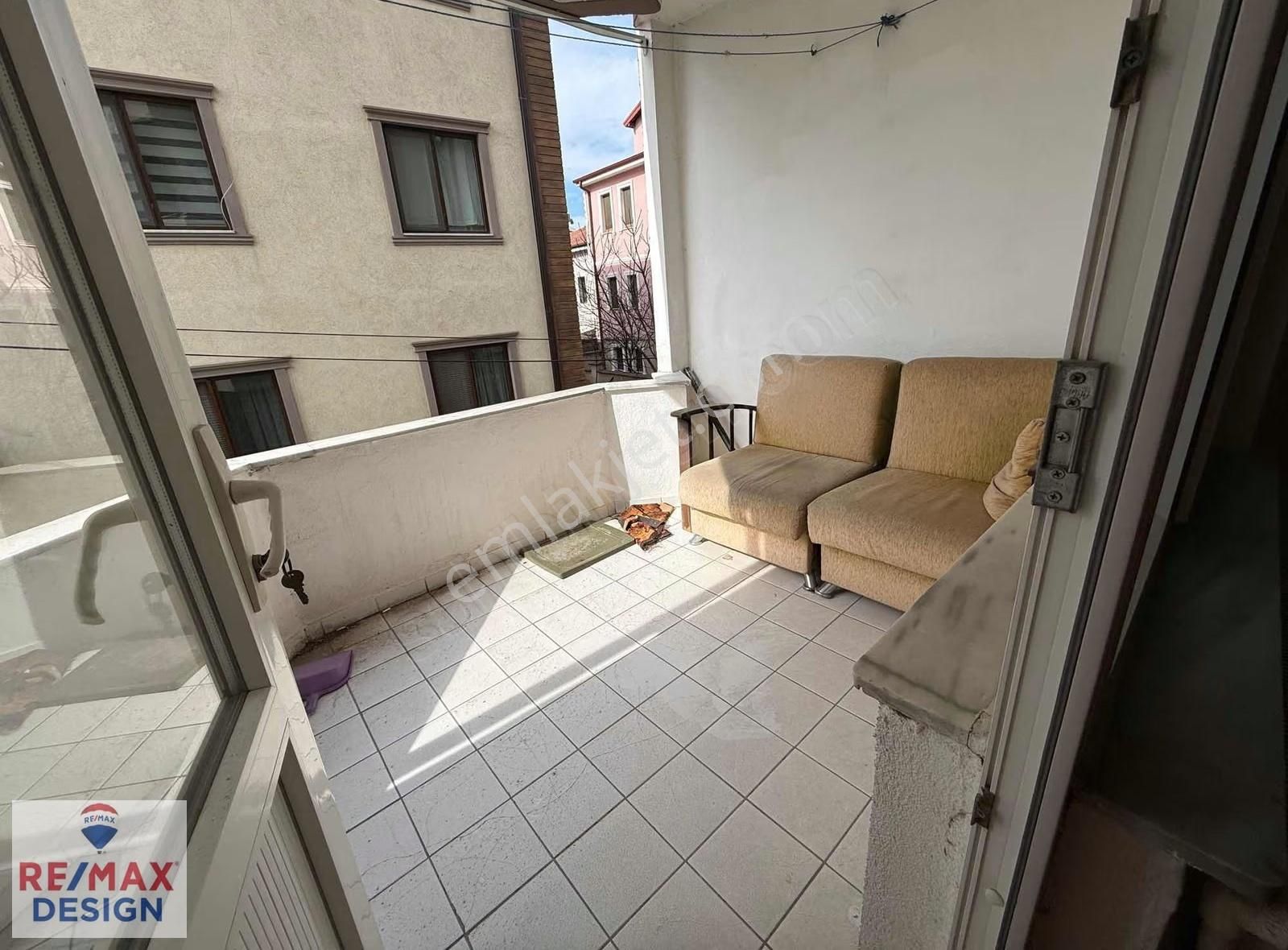 Tekeler Çağlayan Bloklarında 2+1 Kiralık Remax Desıgn - Görsel 12