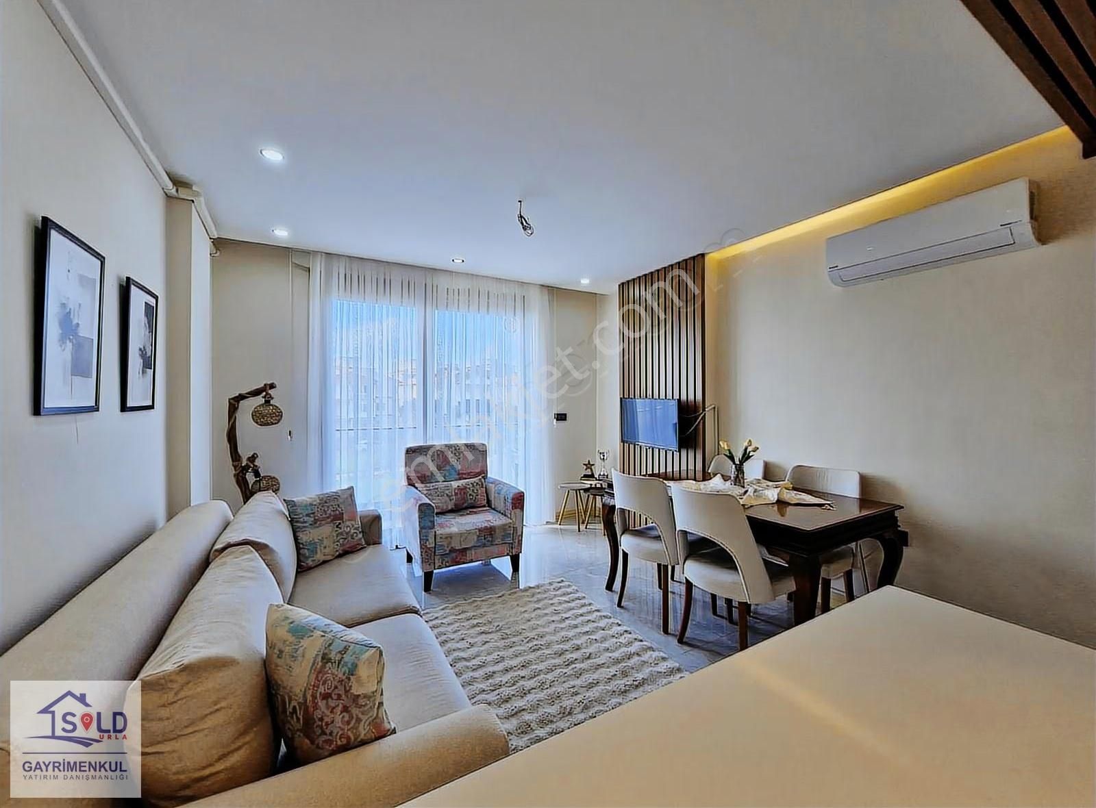 Seferihisar Camikebir Mahallesi'nde 2+1 Kiralık Daire - Görsel 23