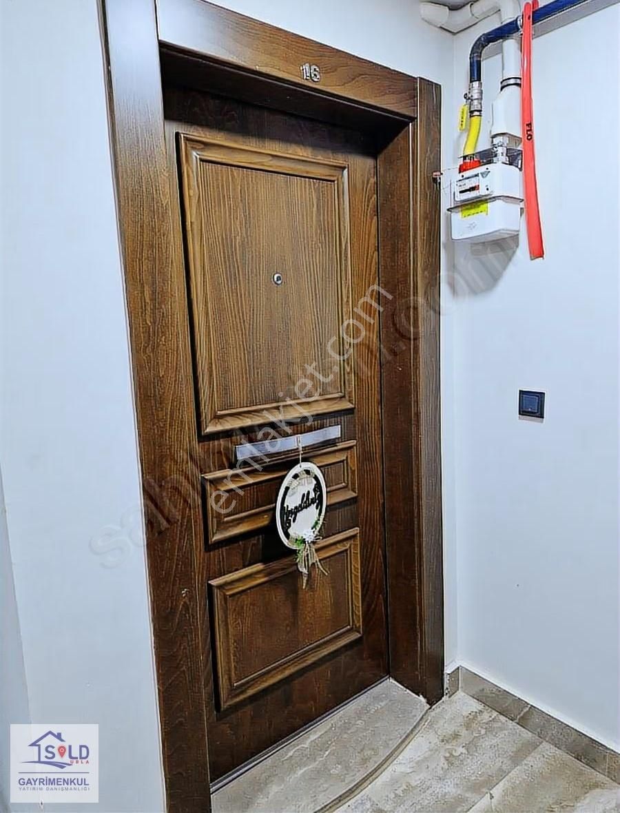 Seferihisar Camikebir Mahallesi'nde 2+1 Kiralık Daire - Görsel 10