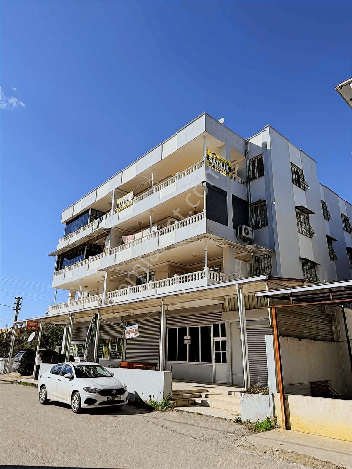 Total'den Havutlu Işıklarda Park Manzaralı Teras Balkonlu Geniş