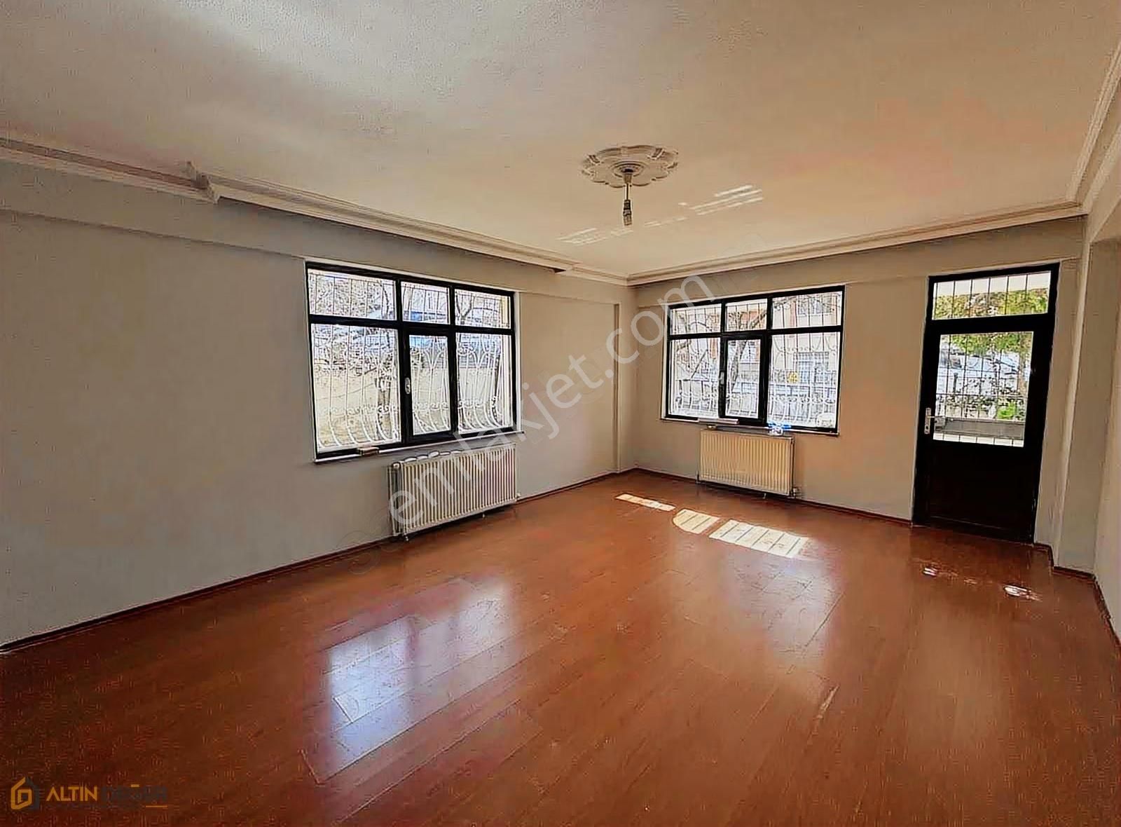 Şehitlik Mahallesinde Sessiz Ve Huzurlu Konumda Giriş Kat 3+1 - Görsel 12