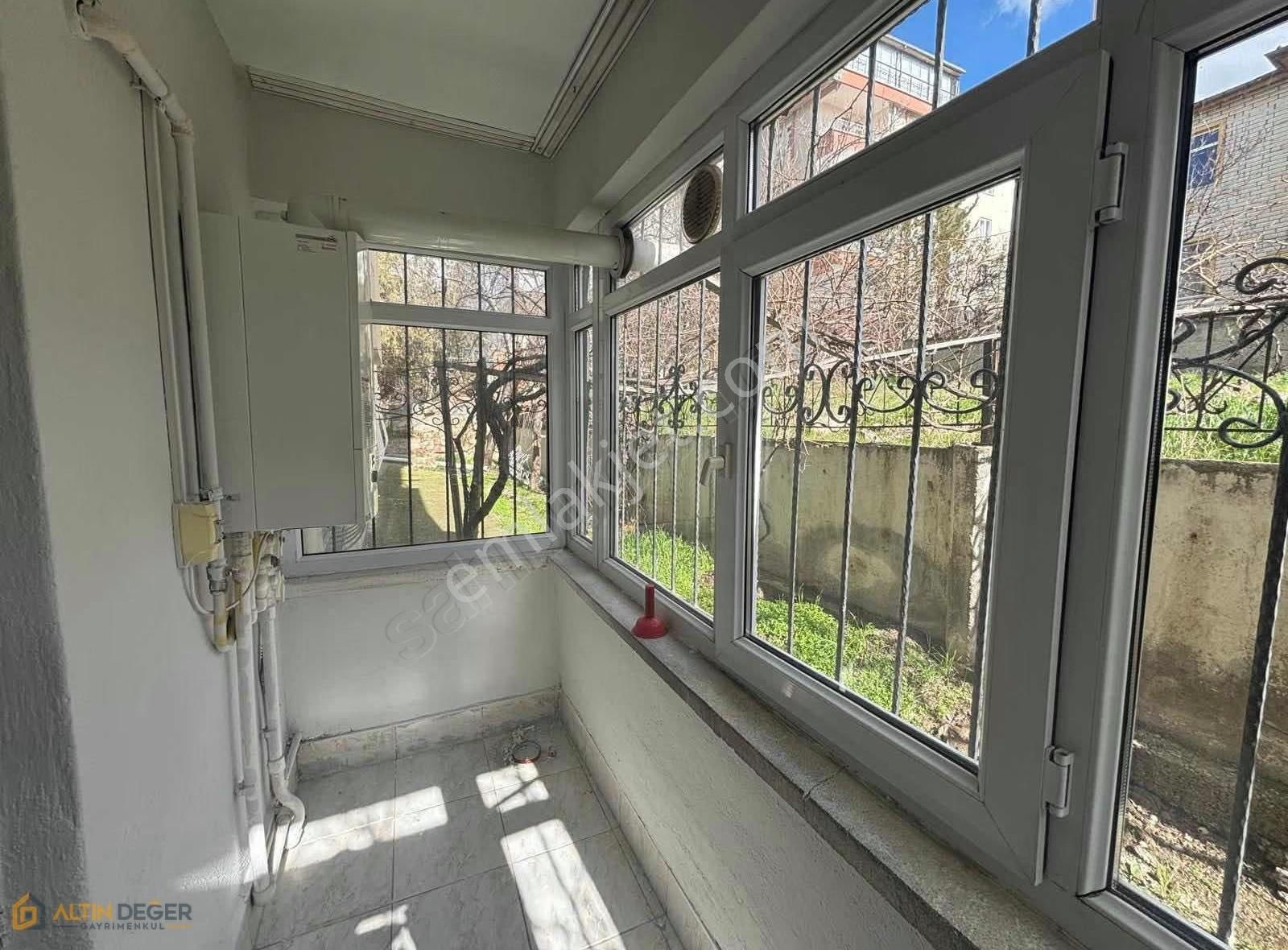 Şehitlik Mahallesinde Sessiz Ve Huzurlu Konumda Giriş Kat 3+1 - Görsel 14