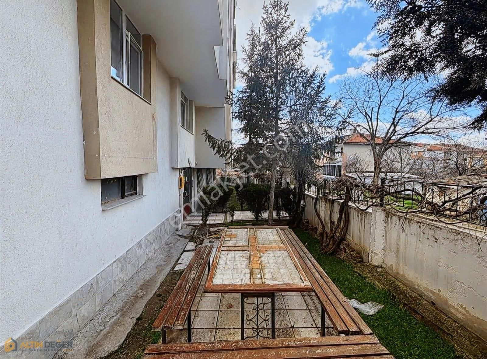 Şehitlik Mahallesinde Sessiz Ve Huzurlu Konumda Giriş Kat 3+1 - Görsel 5