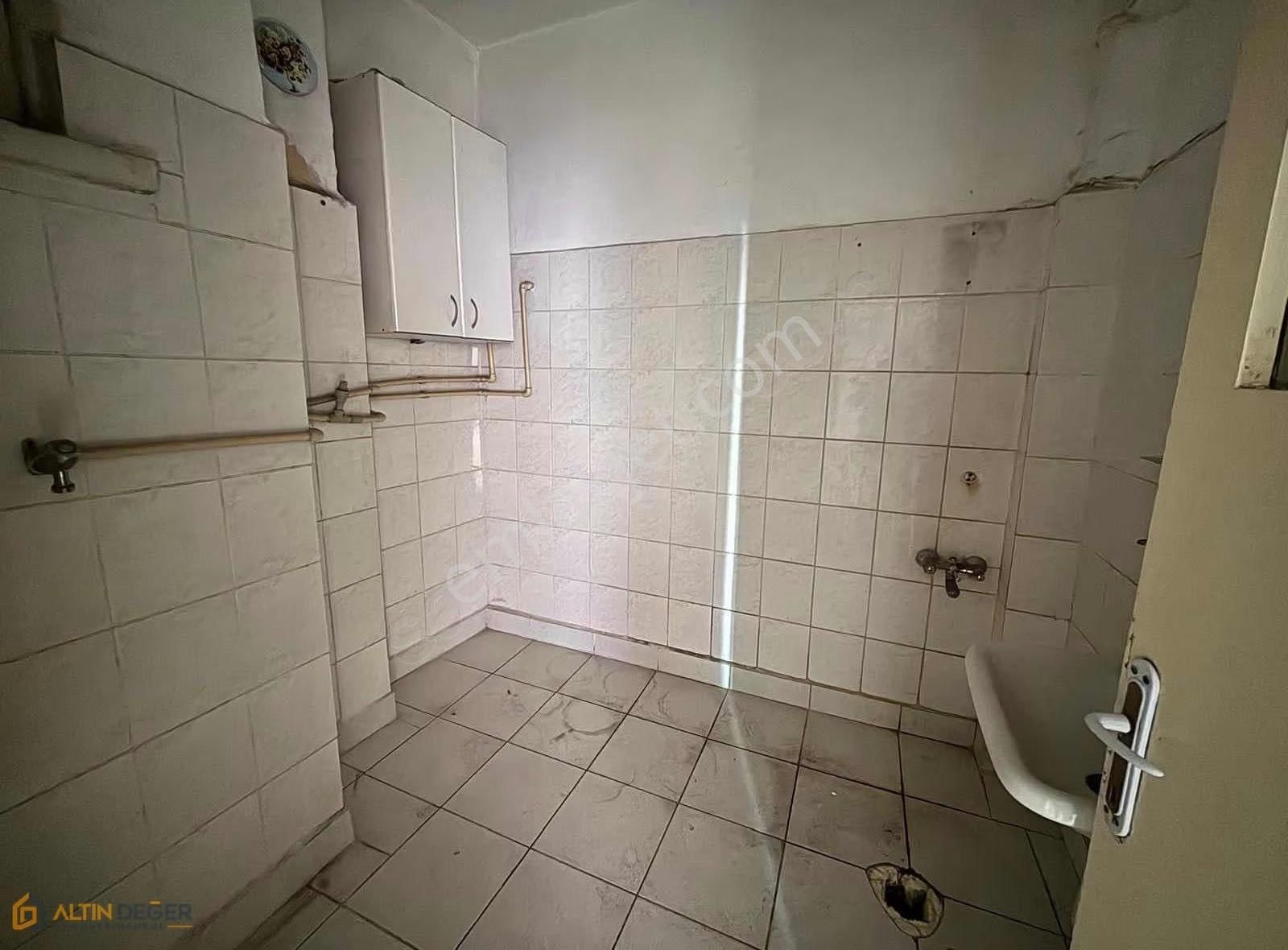 Yatırıma Uygun Fırsat Daire Merkezde Ara Kat - Görsel 14