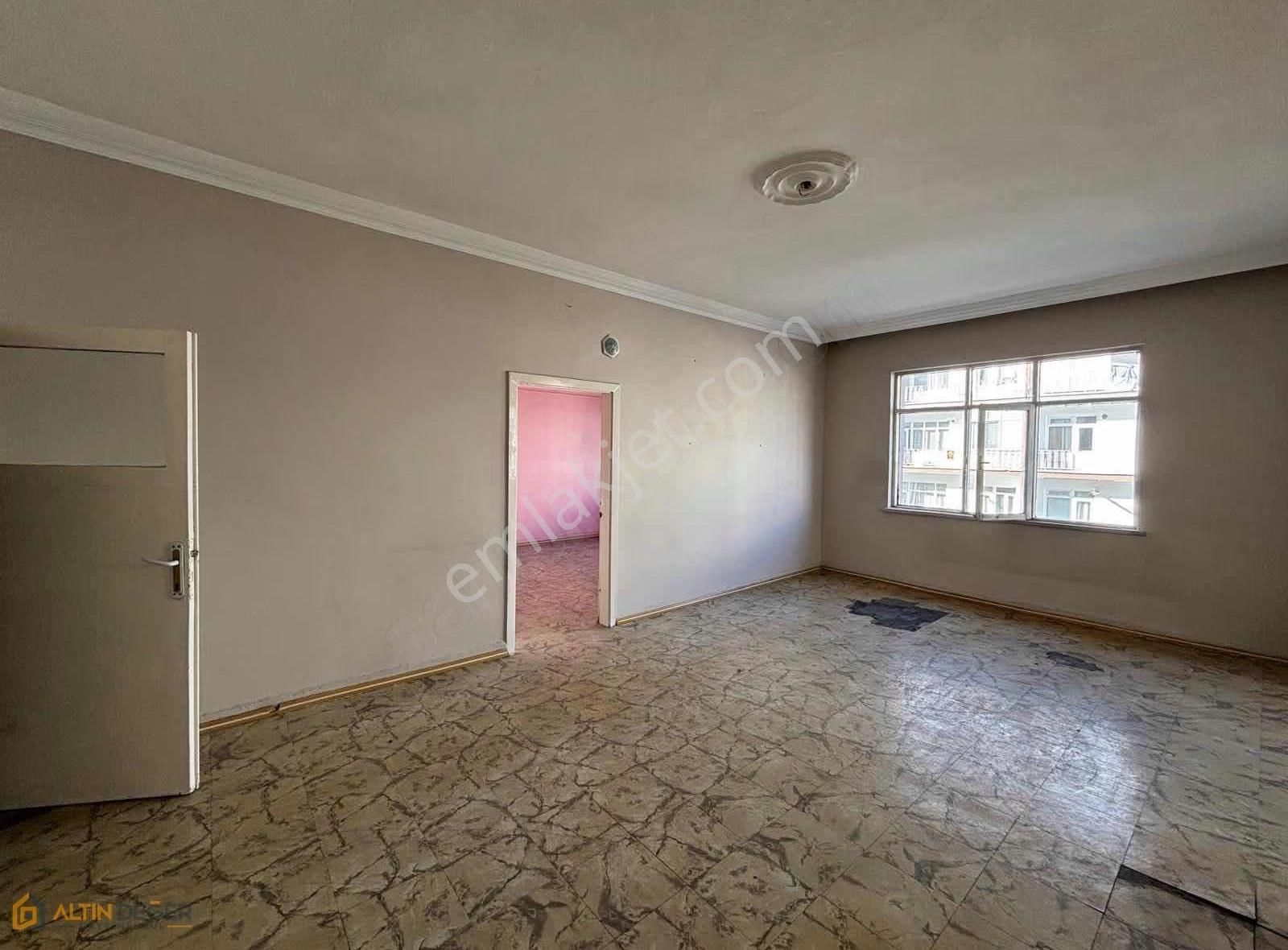 Yatırıma Uygun Fırsat Daire Merkezde Ara Kat - Görsel 9