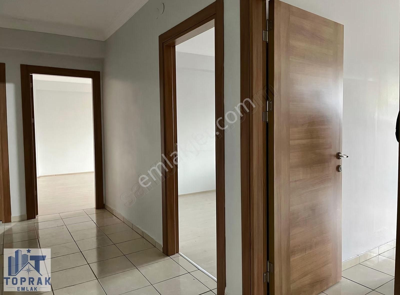 Toprak Emlaktan Osmangazi Mh Ebeveyn Banyolu/ 130m2 /kiralık 3+1 - Görsel 2