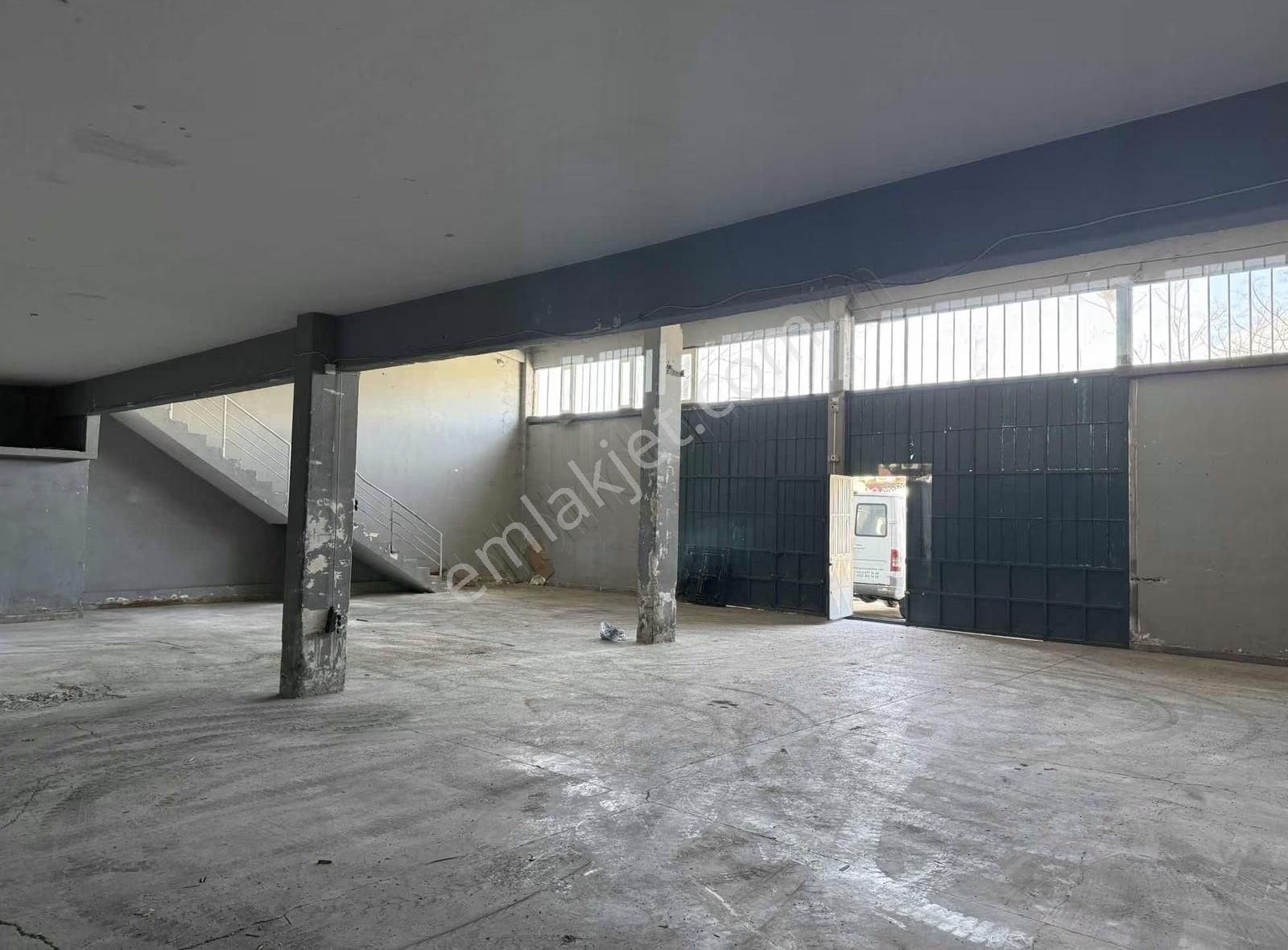 İkitelli Osb İpkas Sanayi Sitesinde Kiralık 320m² Kiralık İşyeri - Görsel 3