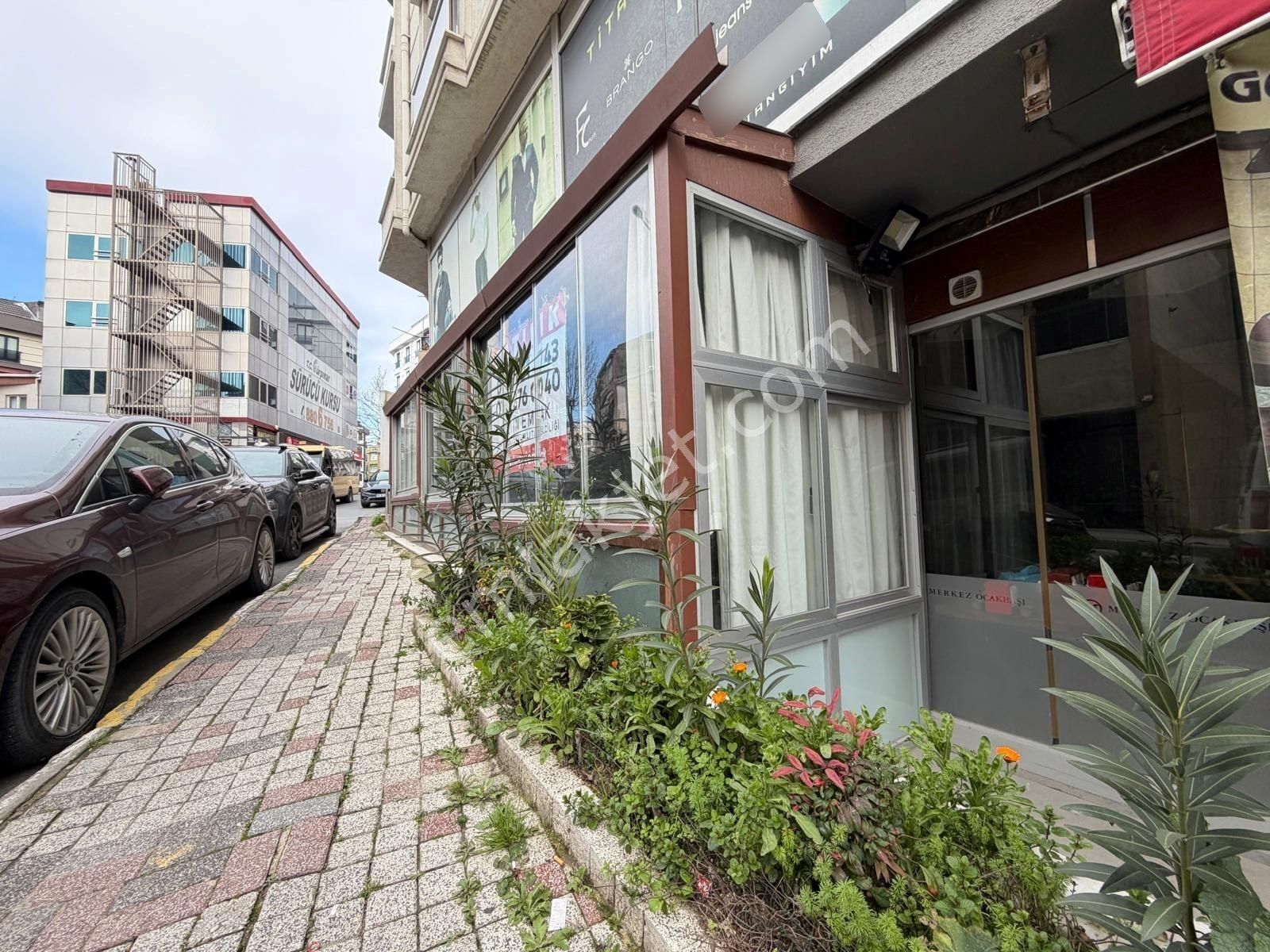 Beylikdüzü Gürpınarda Merkezde Ana Cadde Üzerinde 120 M2 Satılık Dükkan Mağaza - Görsel 17