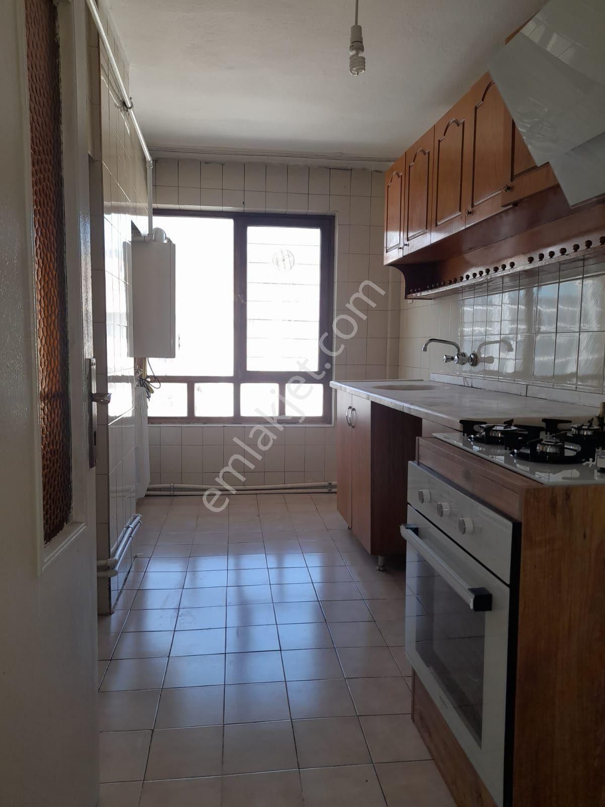 Ankara ,altındağ ,ulucanlar Cd.sinde ,boş ,kombili ,üst Kat ,ön ,yapılı ,asansörlü - Görsel 6