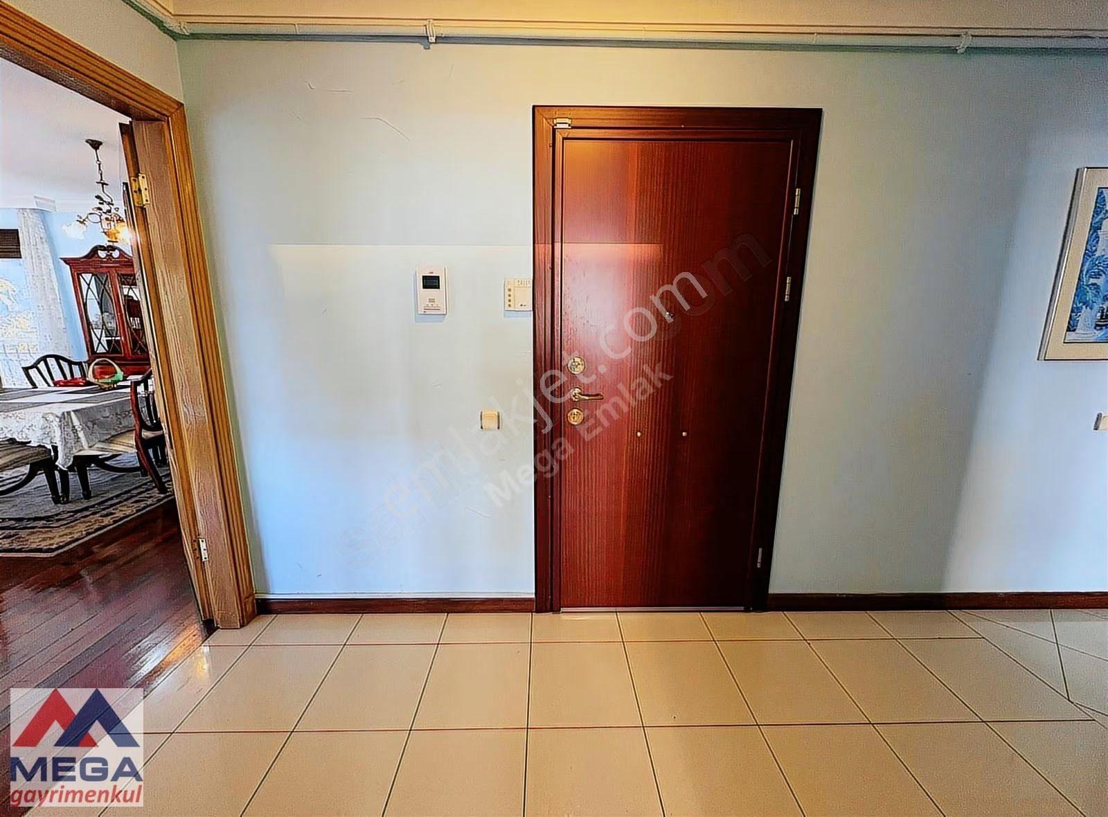 Fenerbahçe Dalyan Kulüp Karşısında 4+1 Kiralık Az Katlı Bina - Görsel 24