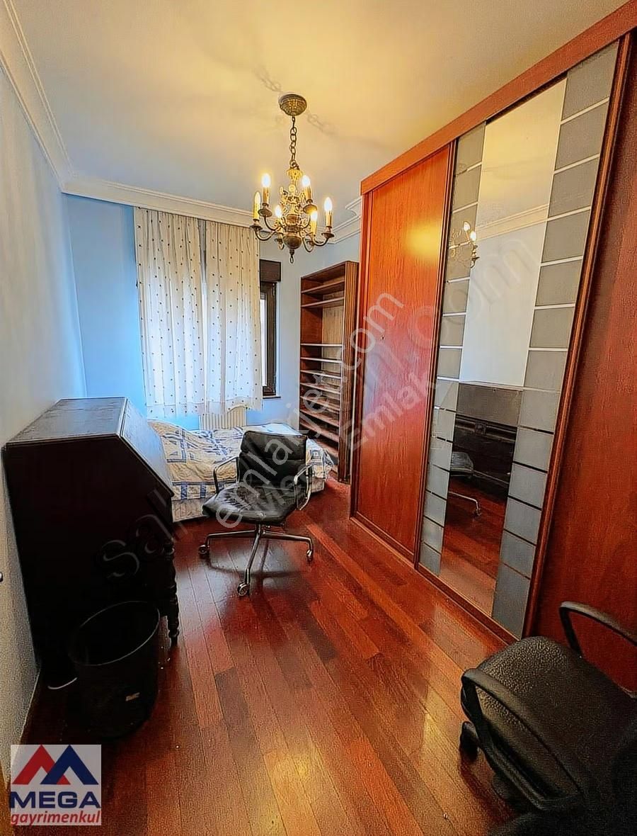 Fenerbahçe Dalyan Kulüp Karşısında 4+1 Kiralık Az Katlı Bina - Görsel 19