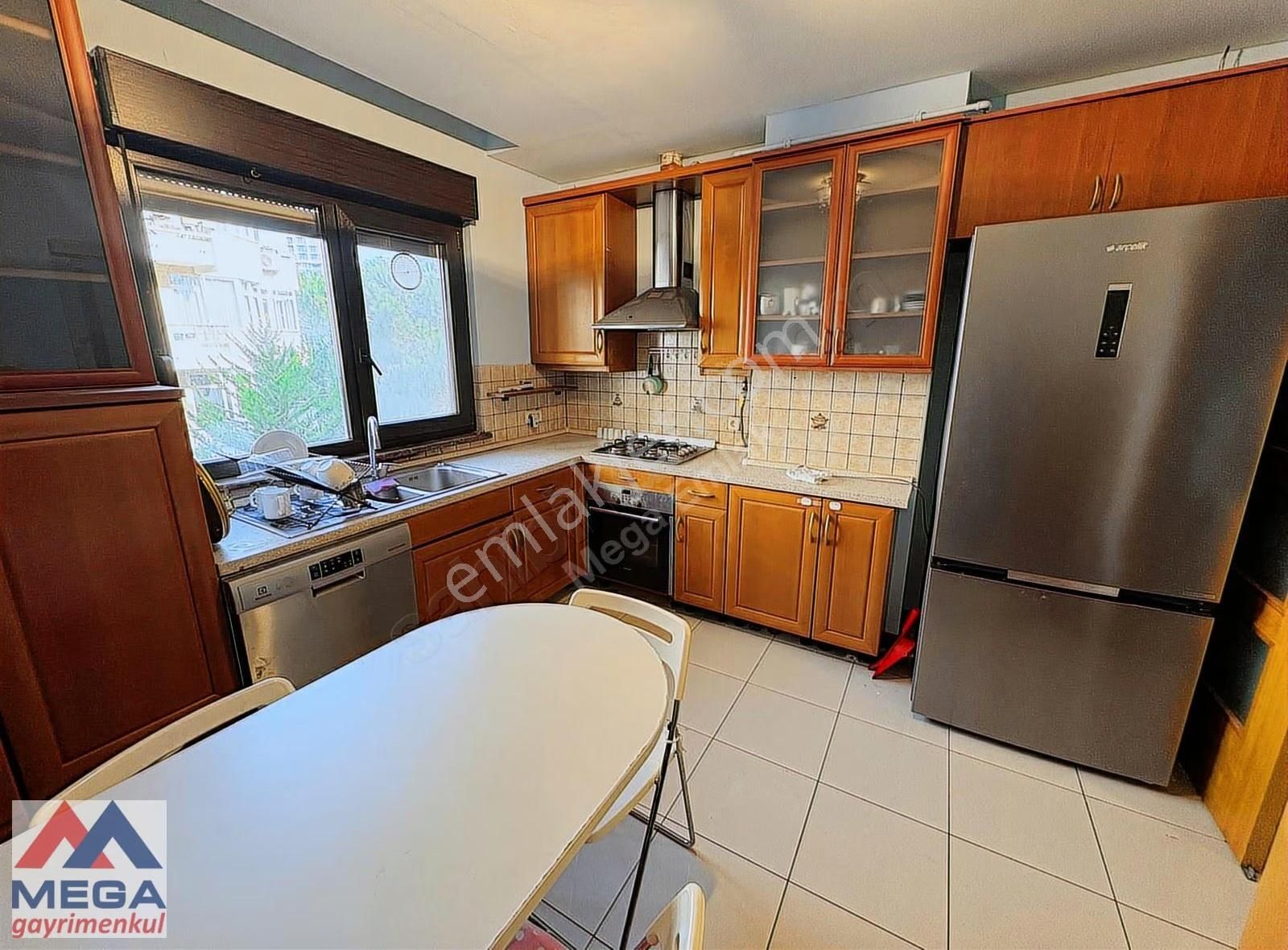 Fenerbahçe Dalyan Kulüp Karşısında 4+1 Kiralık Az Katlı Bina - Görsel 12